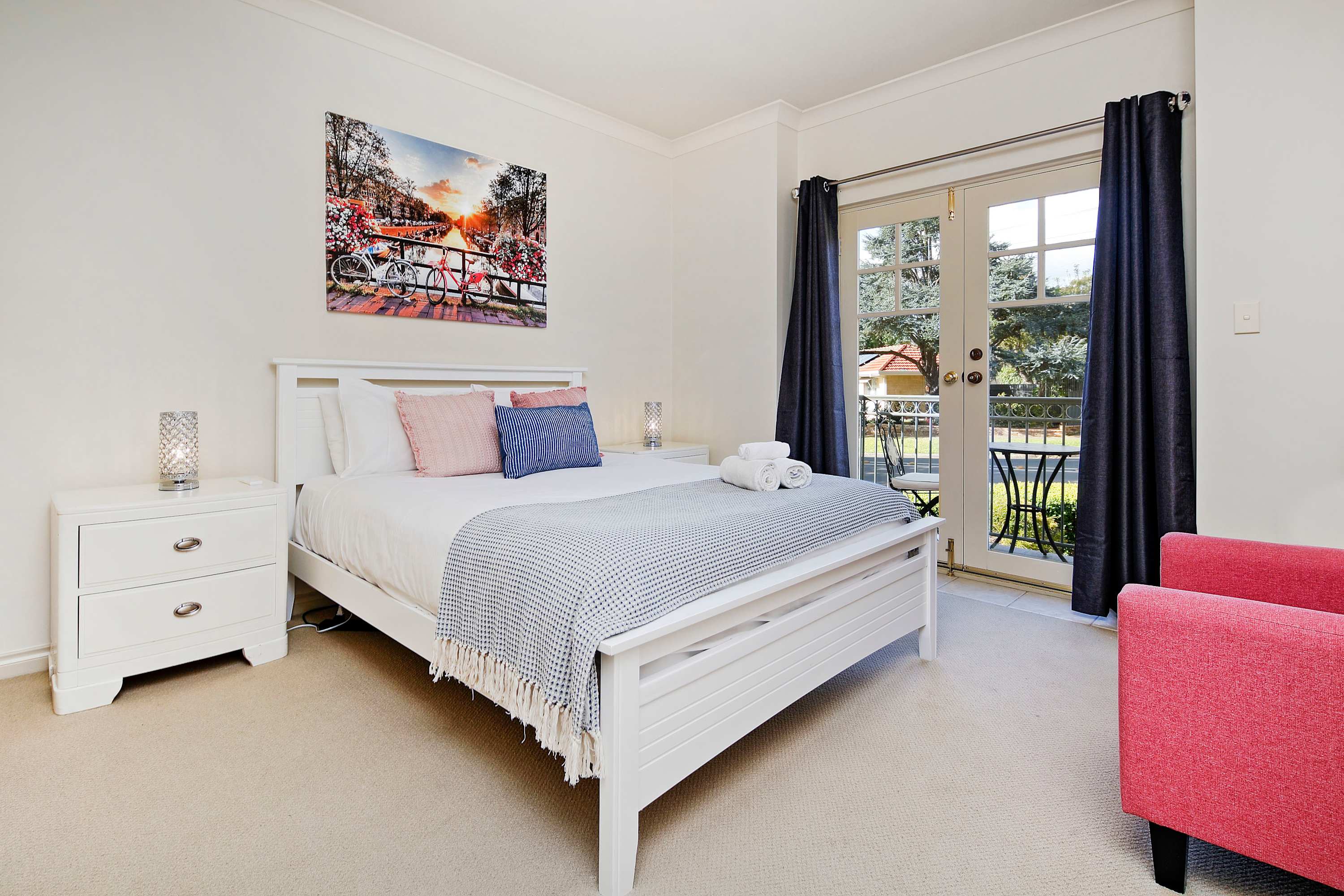 Archie's Townhouse - 4BD 2.5BT