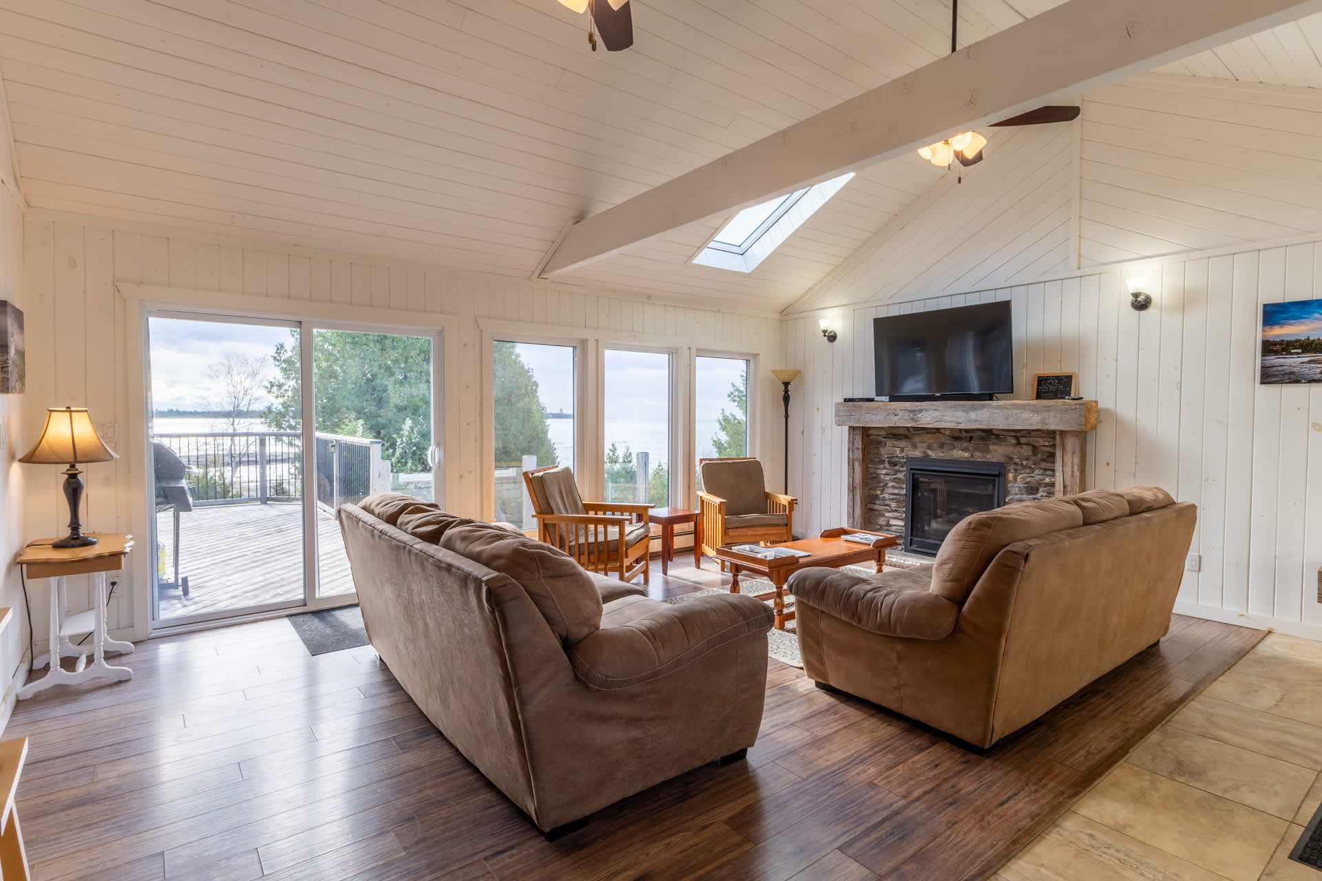 RC - Cottage #1766