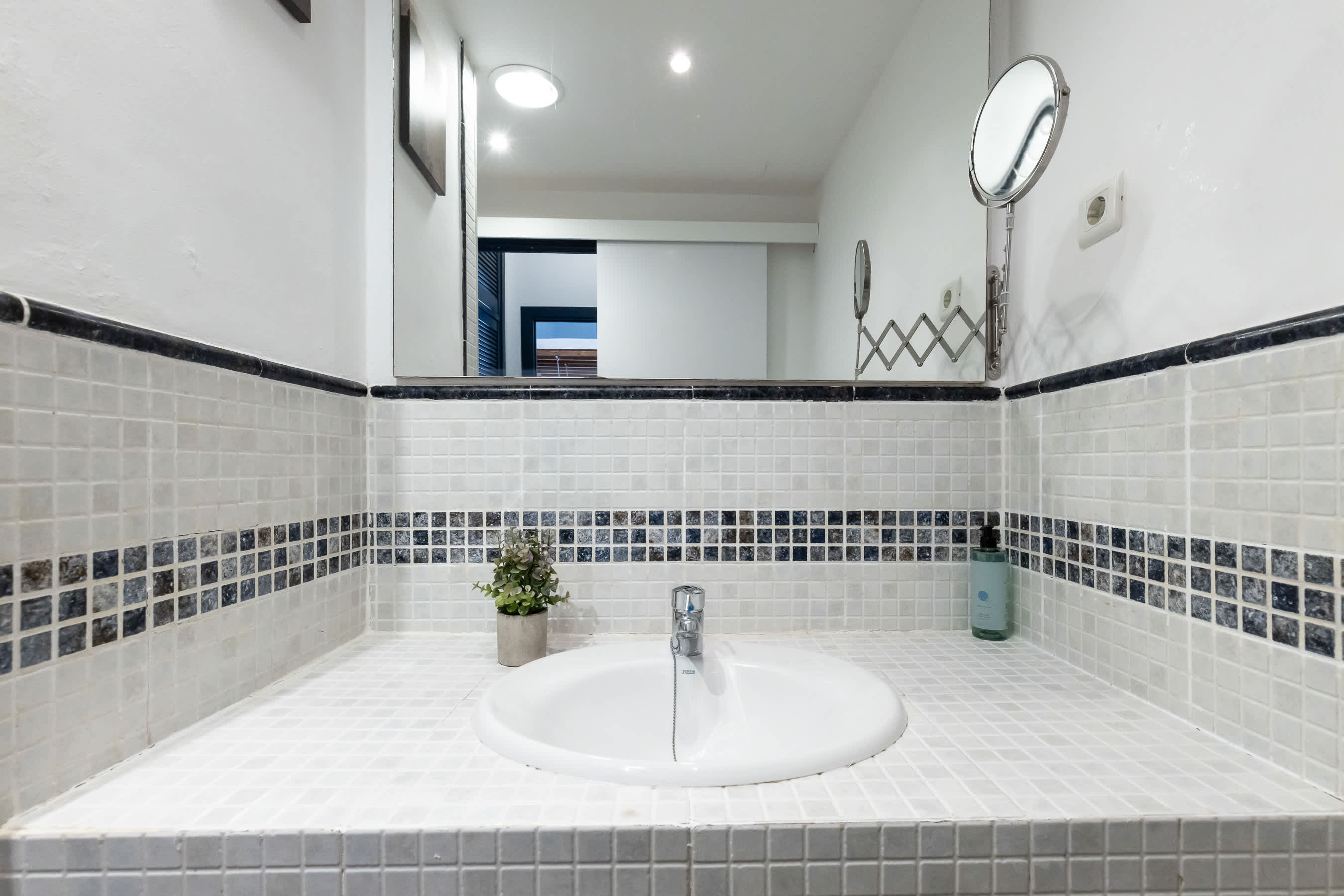 Property thumbnail 16