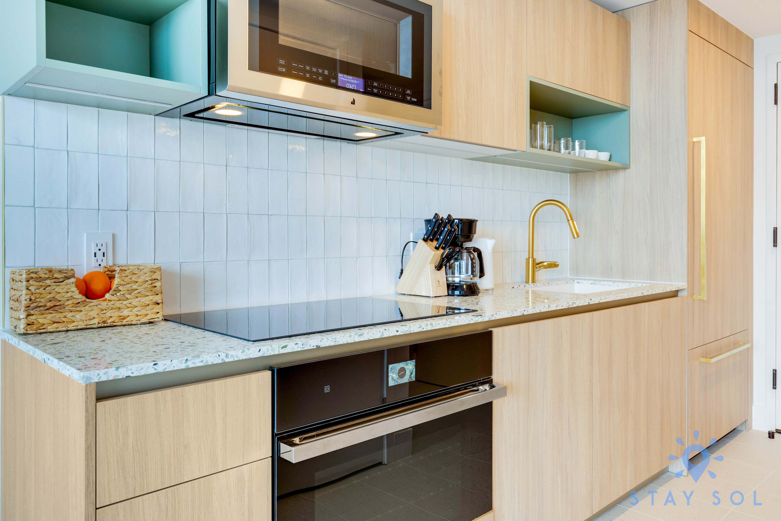 1BR Apartment with Pool and gym