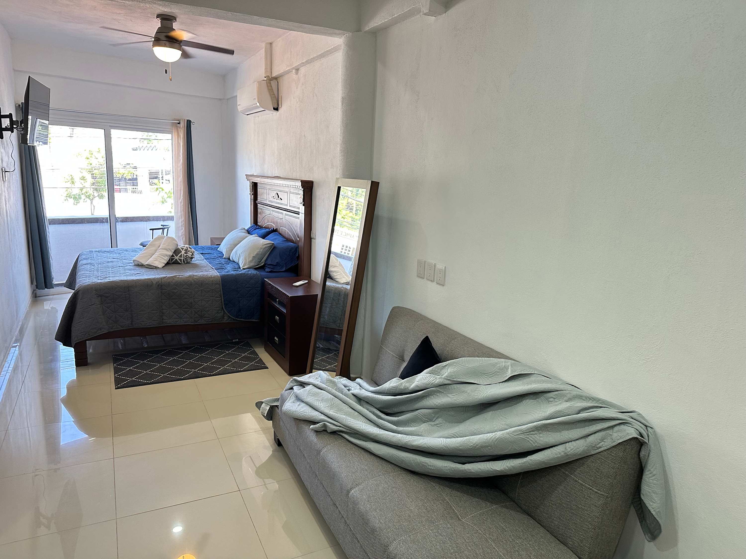 MVK103 Cozy loft for 4 Walking to Bucerias Beach