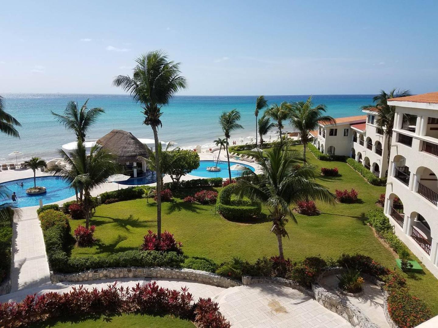 Beachfront Condo in Playacar Stunning Ocean Views 7021 - Foto 1