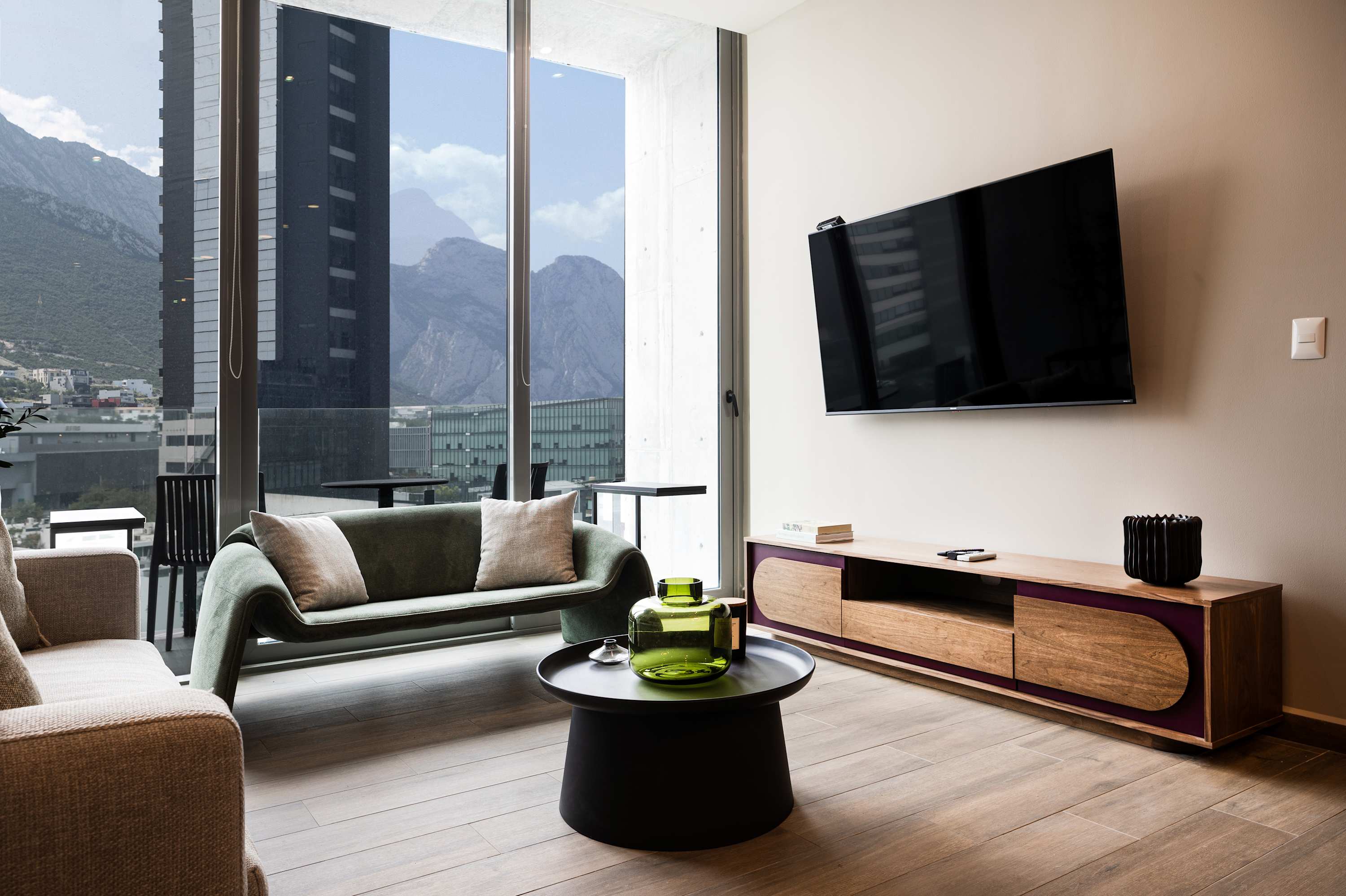 High-Floor Balcony, La Huasteca Views, Pool & Gym