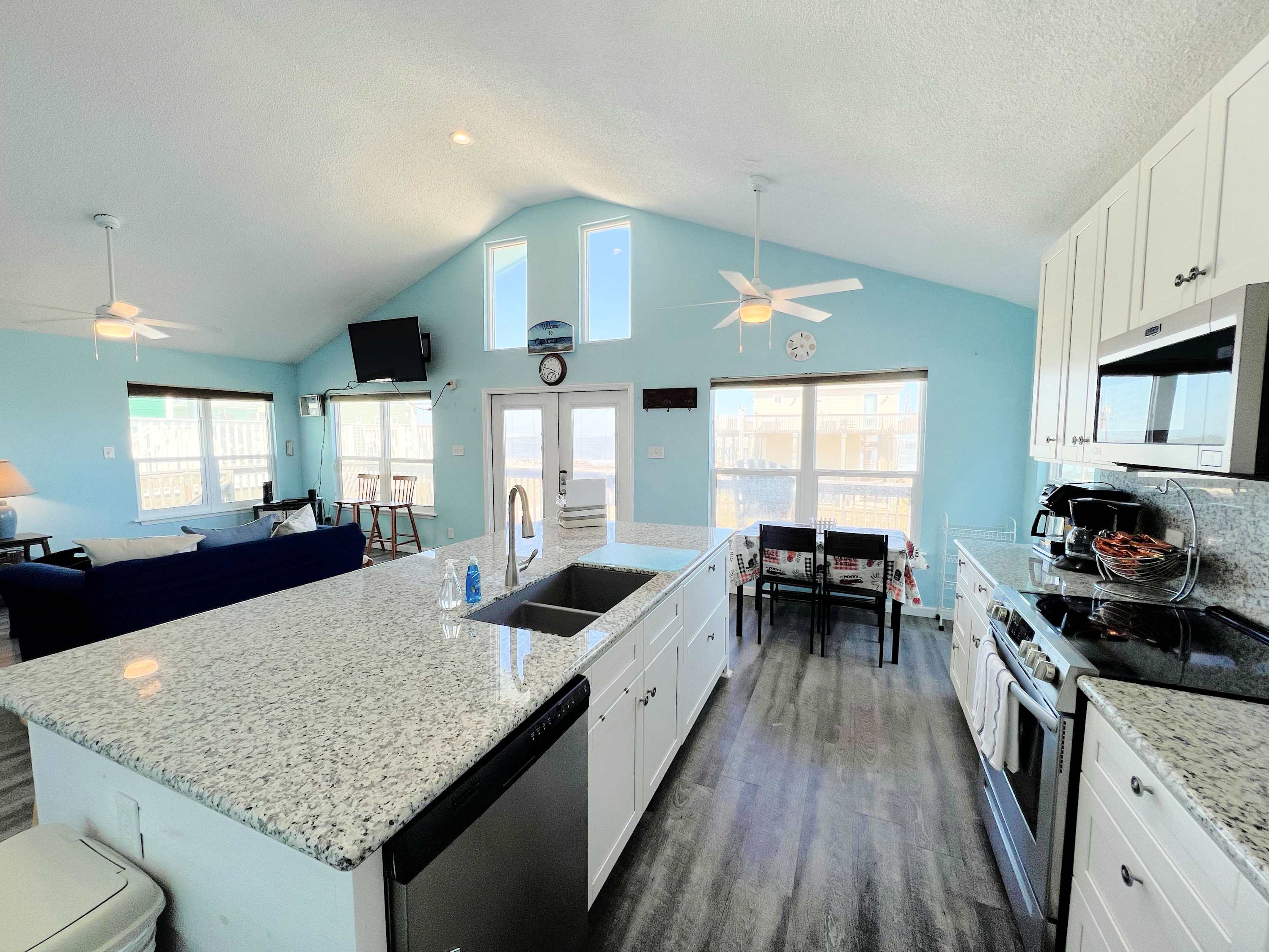 Seaside Solace Quiet Peaceful Island Escape 4