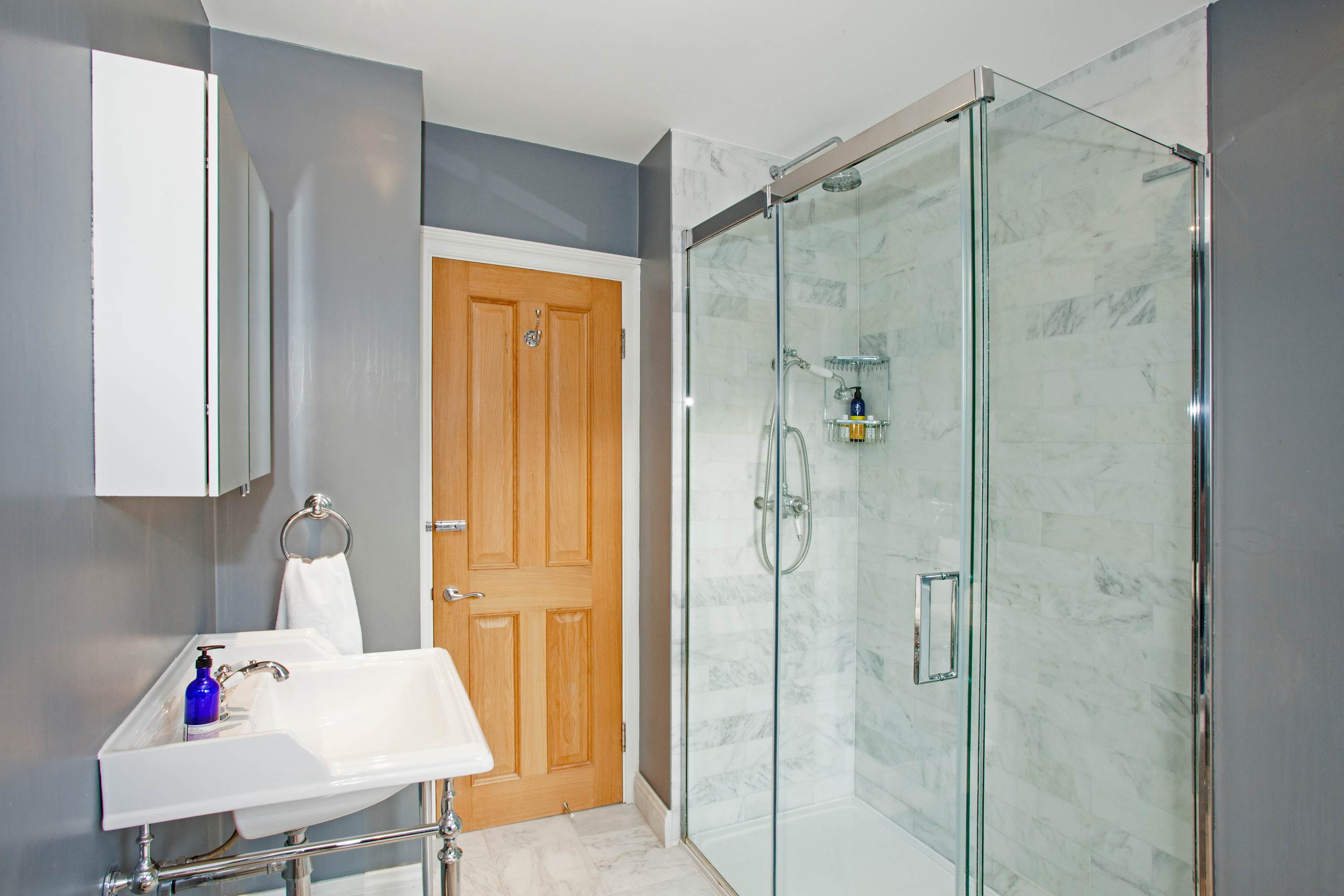 Luxury Marylebone 2-Bed Duplex with Terrace in 105B Lisson Grove NW1 6UP - Property image 42 - VivreStays