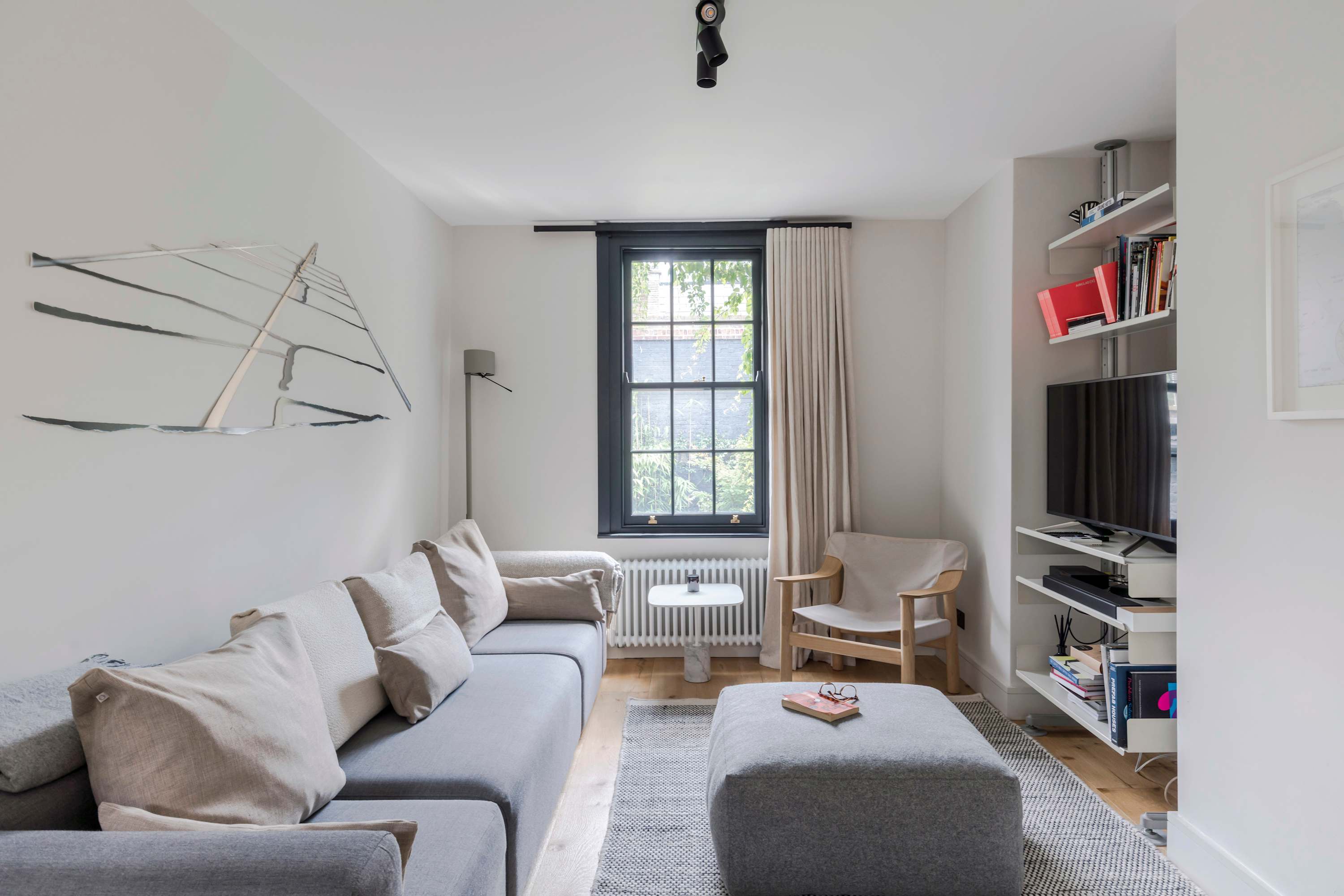 Stylish IslingtonTownhouse with Terrace & Garden in 12 Islington Park Street N1 1PU - Property image 29 - VivreStays