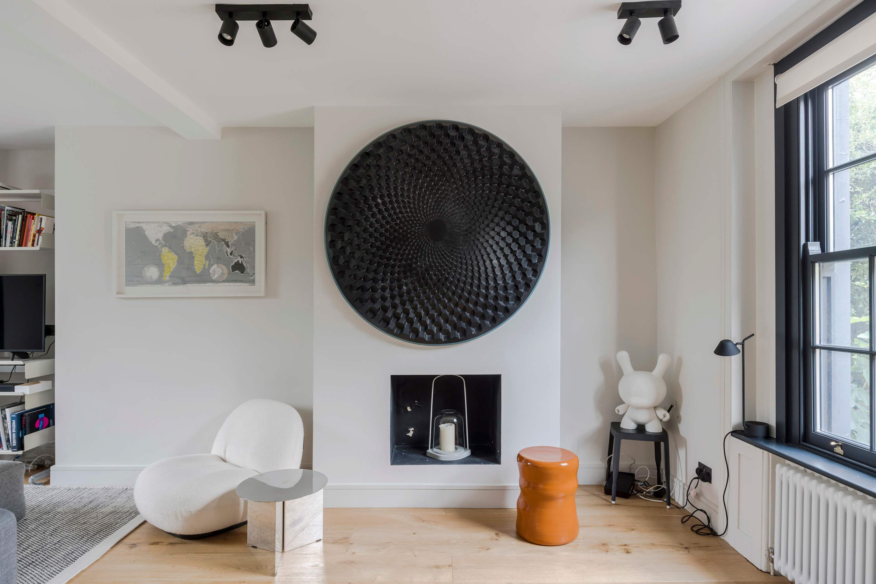 Stylish IslingtonTownhouse with Terrace & Garden in 12 Islington Park Street N1 1PU - Property image 28 - VivreStays