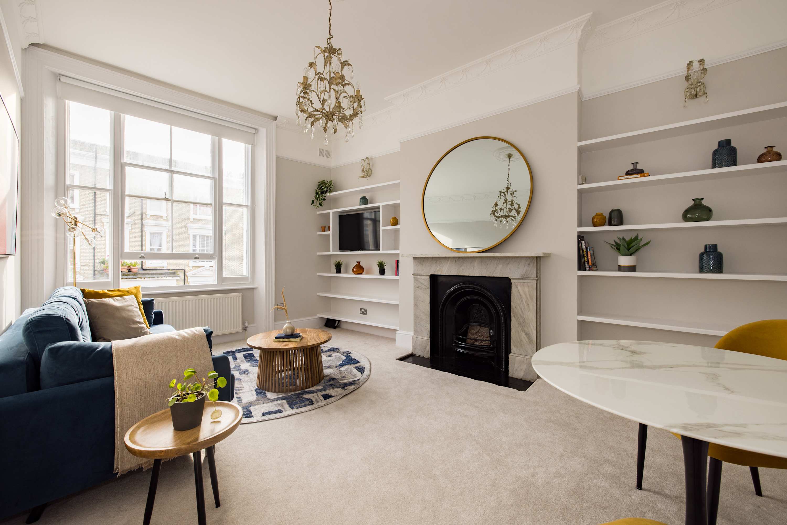 Chic & Light-filled Earls Court Flat near Tube in 49 Eardley Crescent SW5 9JT - Property image 27 - VivreStays
