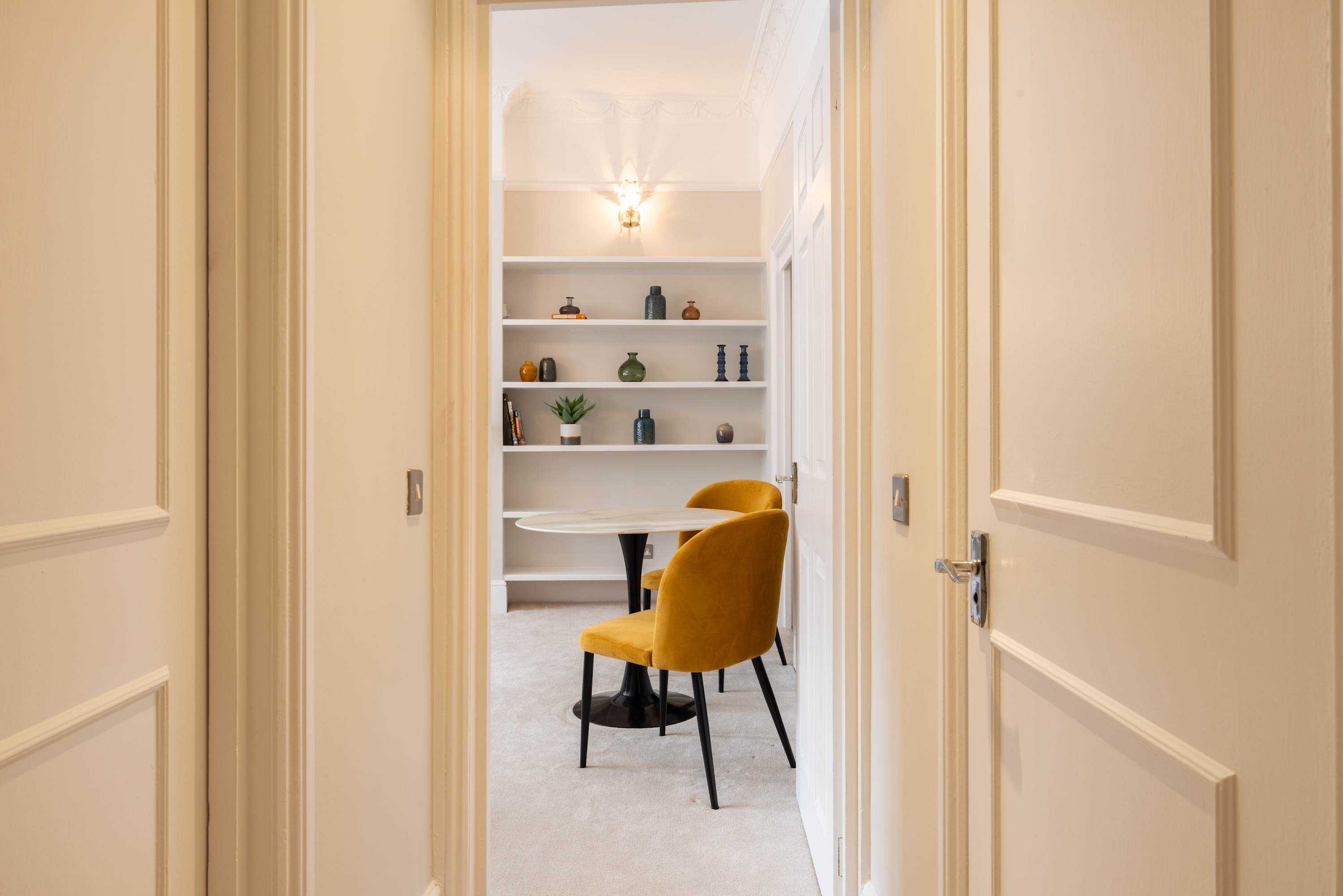 Chic & Light-filled Earls Court Flat near Tube in 49 Eardley Crescent SW5 9JT - Property image 37 - VivreStays