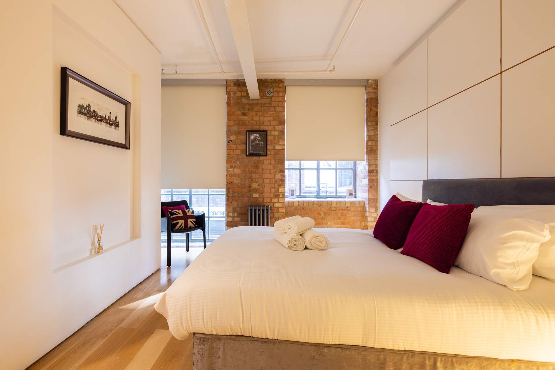 Central Soho Lofts with Lift,  AirCon & Concierge in 10 Richmond Mews W1D 3DD - Property image 26 - VivreStays