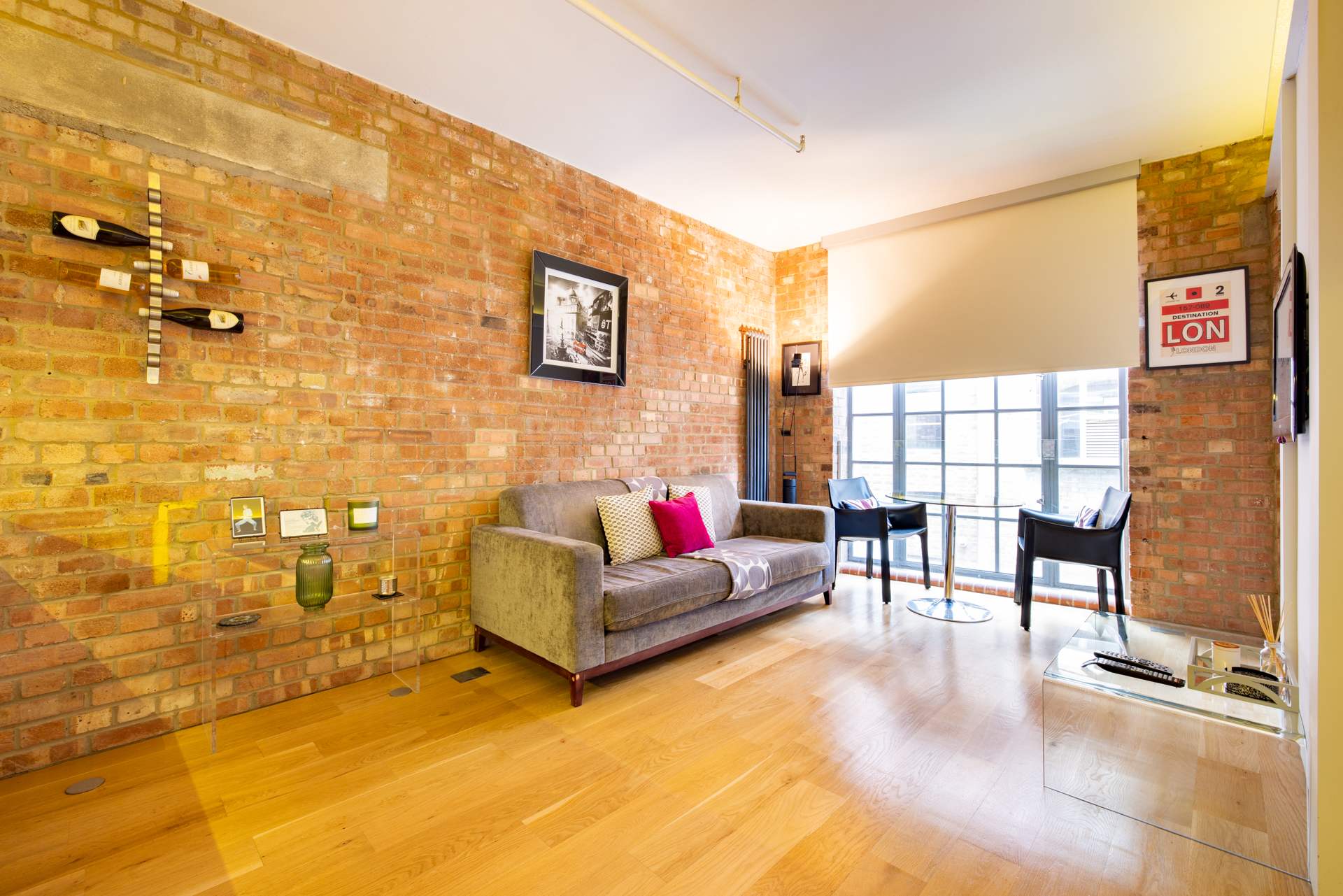 Central Soho Lofts with Lift,  AirCon & Concierge in 10 Richmond Mews W1D 3DD - Property image 22 - VivreStays
