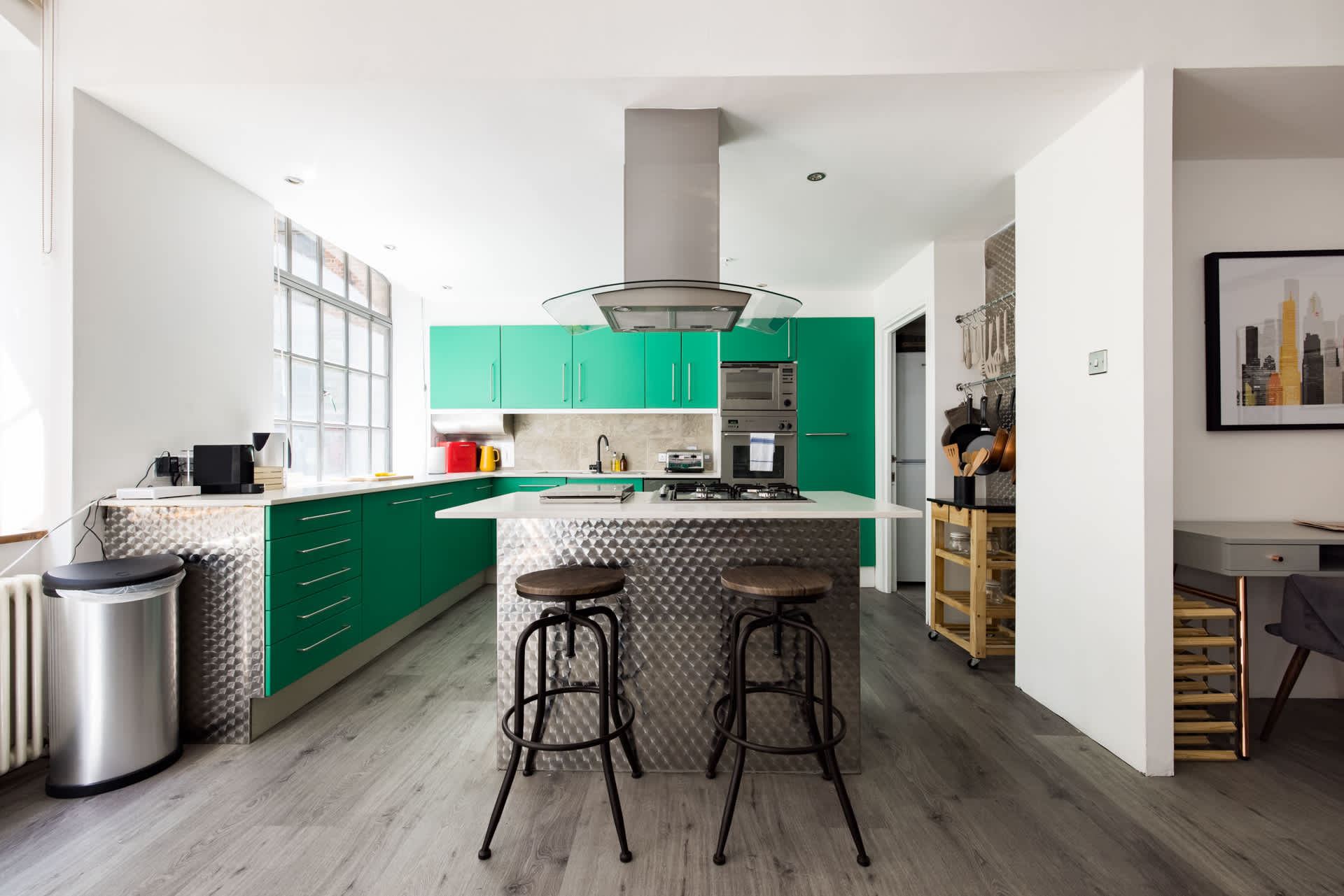 Soho Warehouse Loft with Concierge & Lift in Richmond Mews W1D 3DD - Property image 19 - VivreStays
