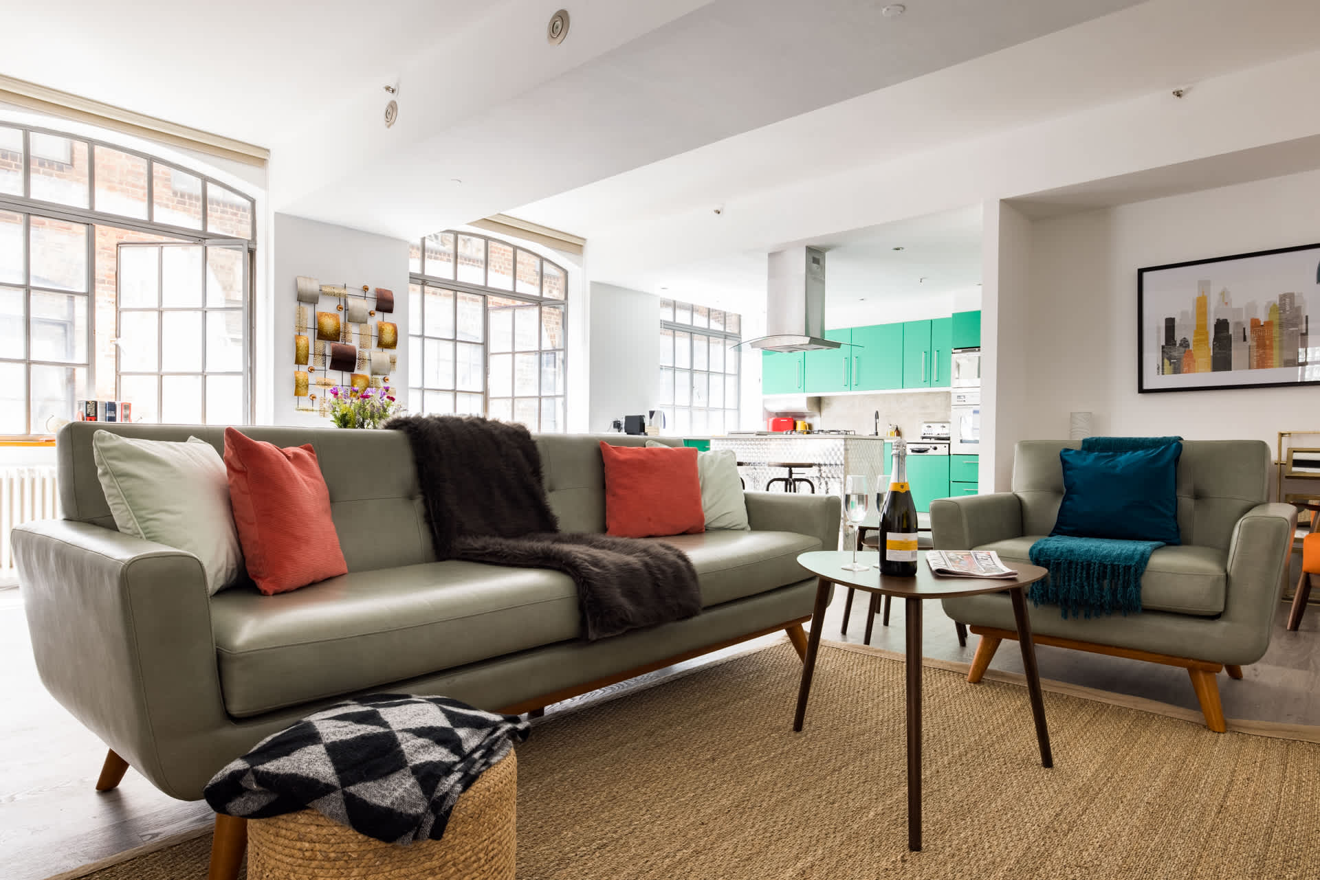 Soho Warehouse Loft with Concierge & Lift in Richmond Mews W1D 3DD - Property image 18 - VivreStays
