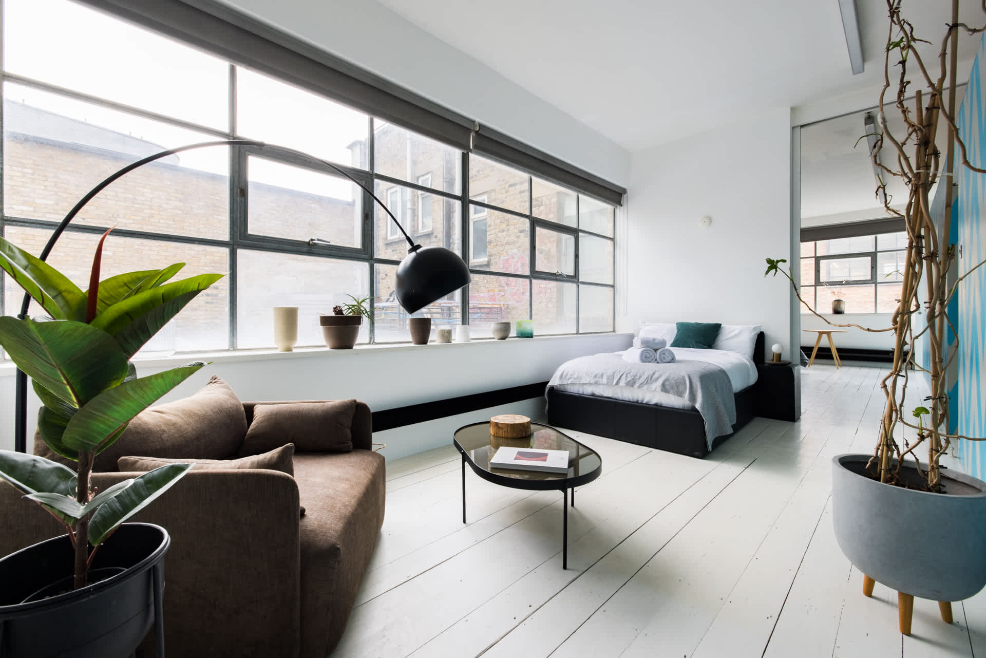 Bright Industrial Loft - Central Shoreditch in New Inn Yard 36-42 EC2A 3EY - Property image 28 - VivreStays