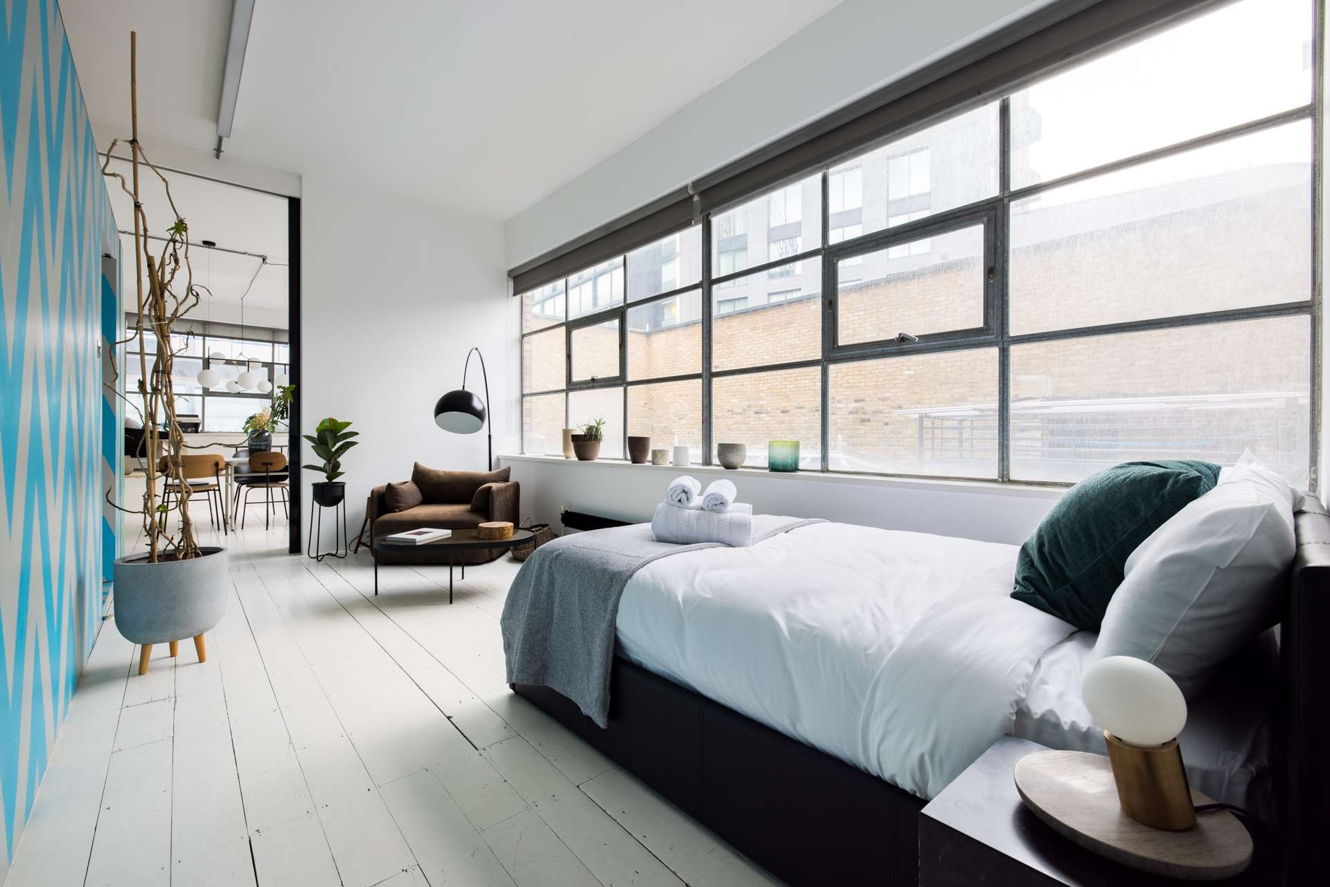 Bright Industrial Loft - Central Shoreditch in New Inn Yard 36-42 EC2A 3EY - Property image 29 - VivreStays