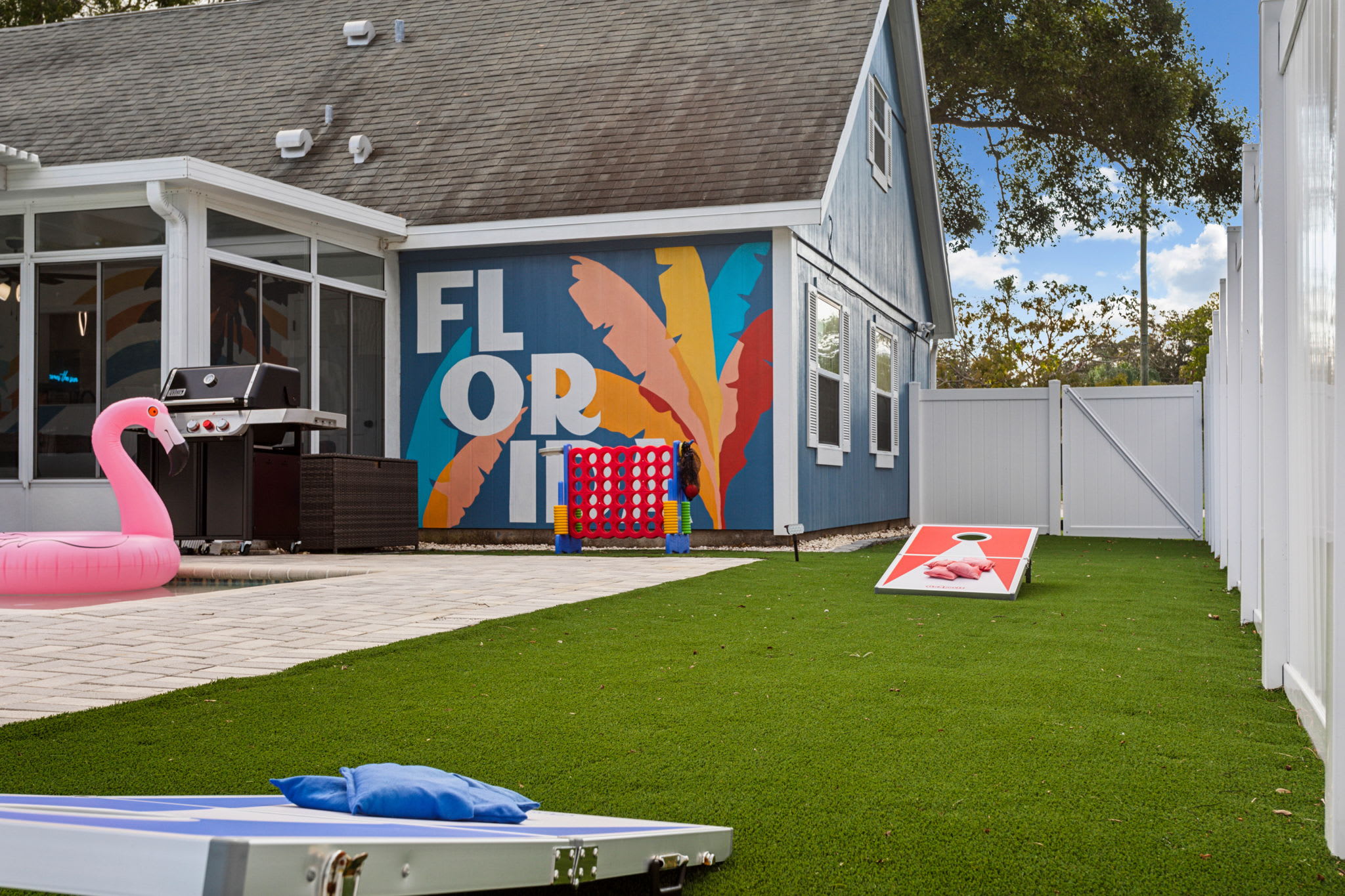Please note: Pool floats are no longer provided. Guests are welcome to bring their own if desired.