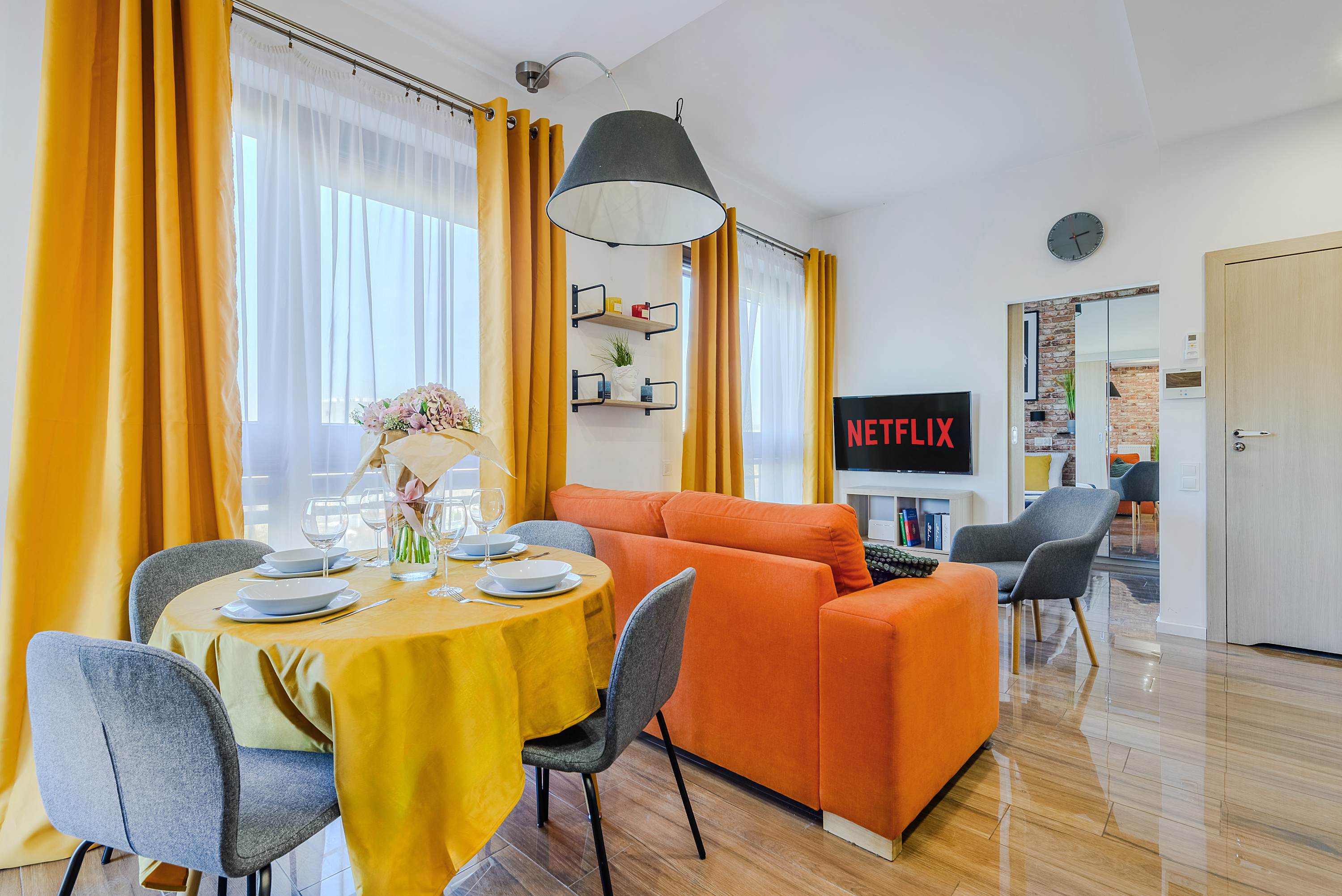 Lumina cozy apartment with gym in the City Center