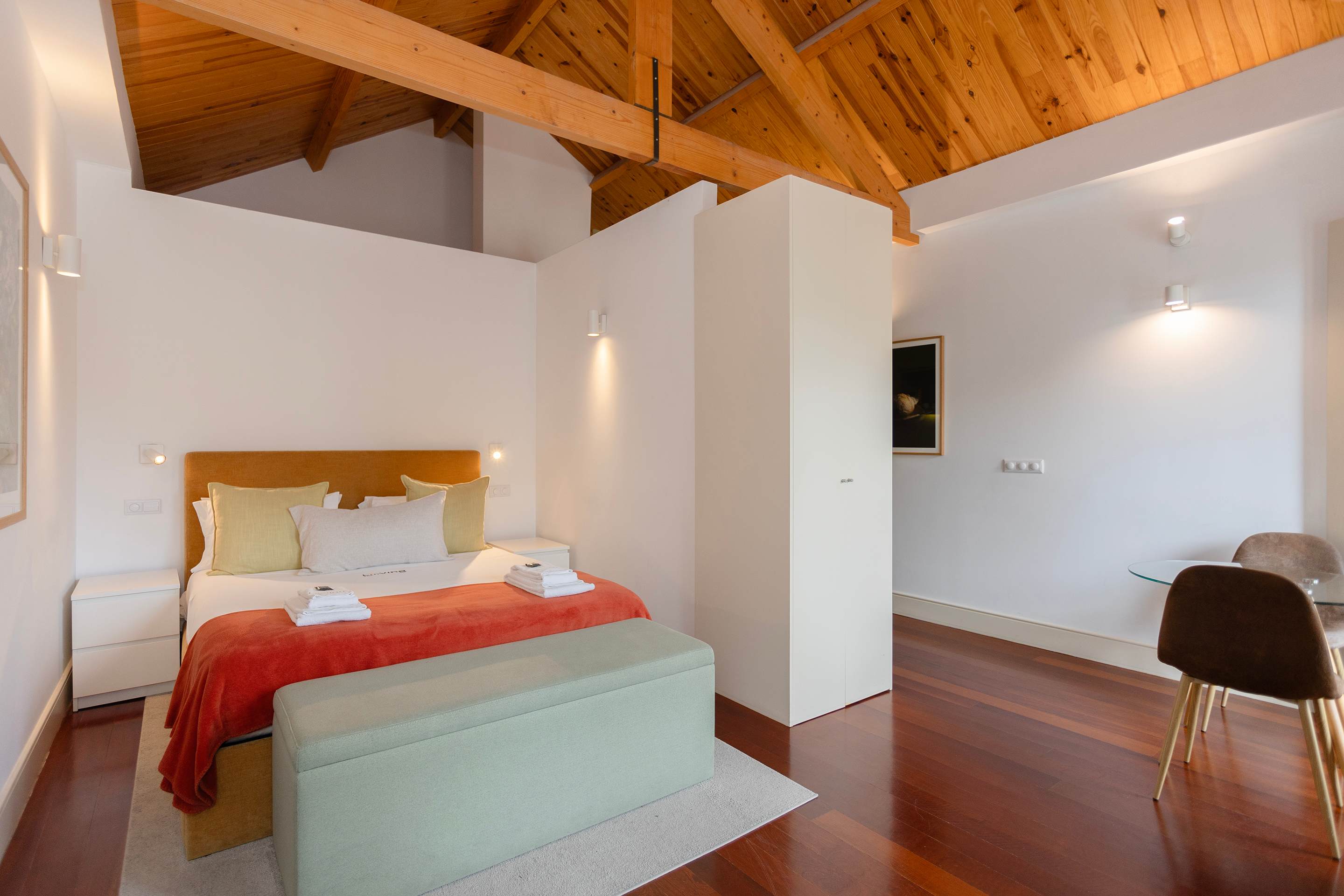 Liiiving in Porto - Trindade Deluxe Studio 3T — Porto, Porto — vacation rental