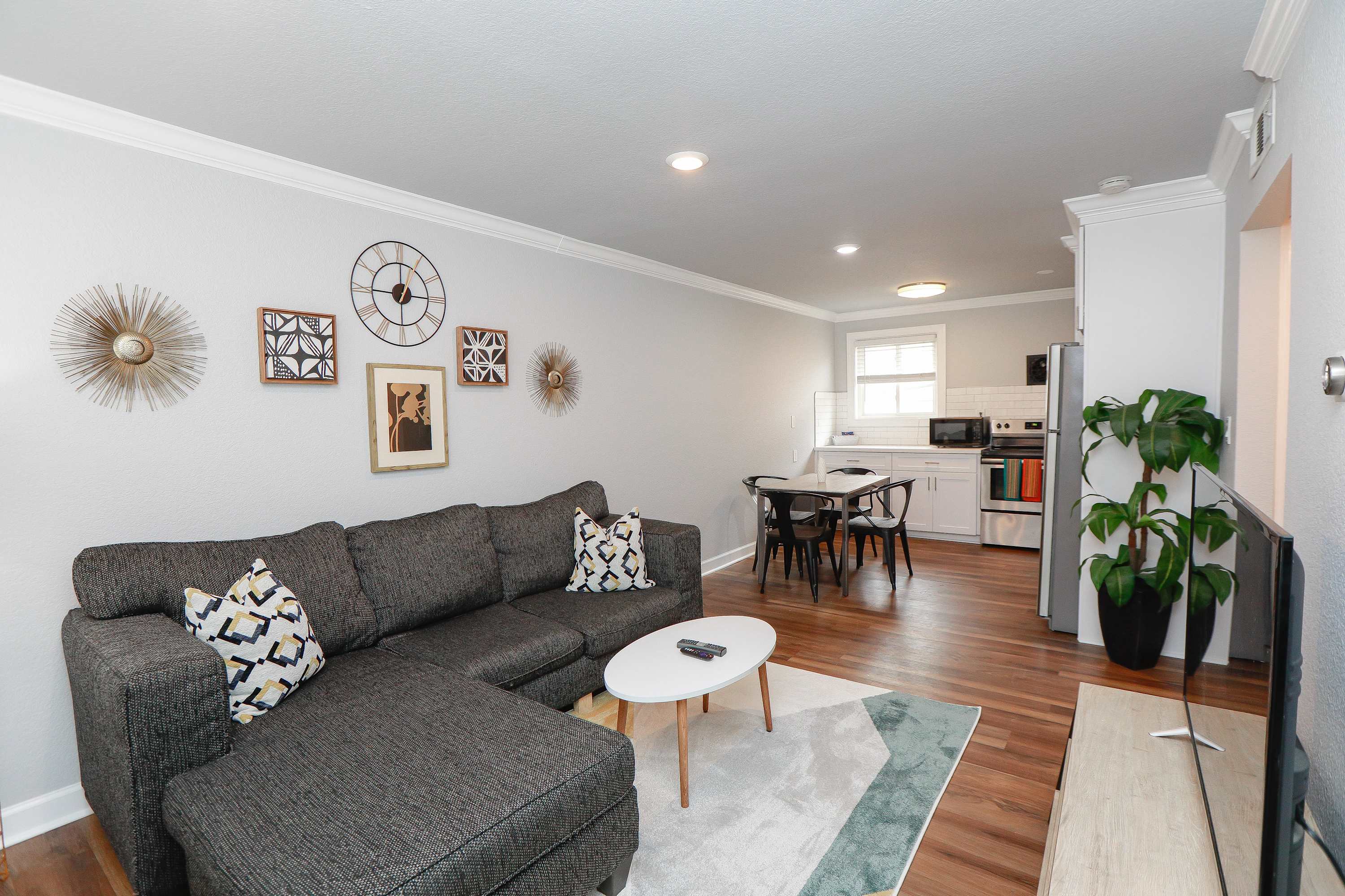 Sojourn Tide Suite 2 BR 2 BA at Beach Cottages #11 2