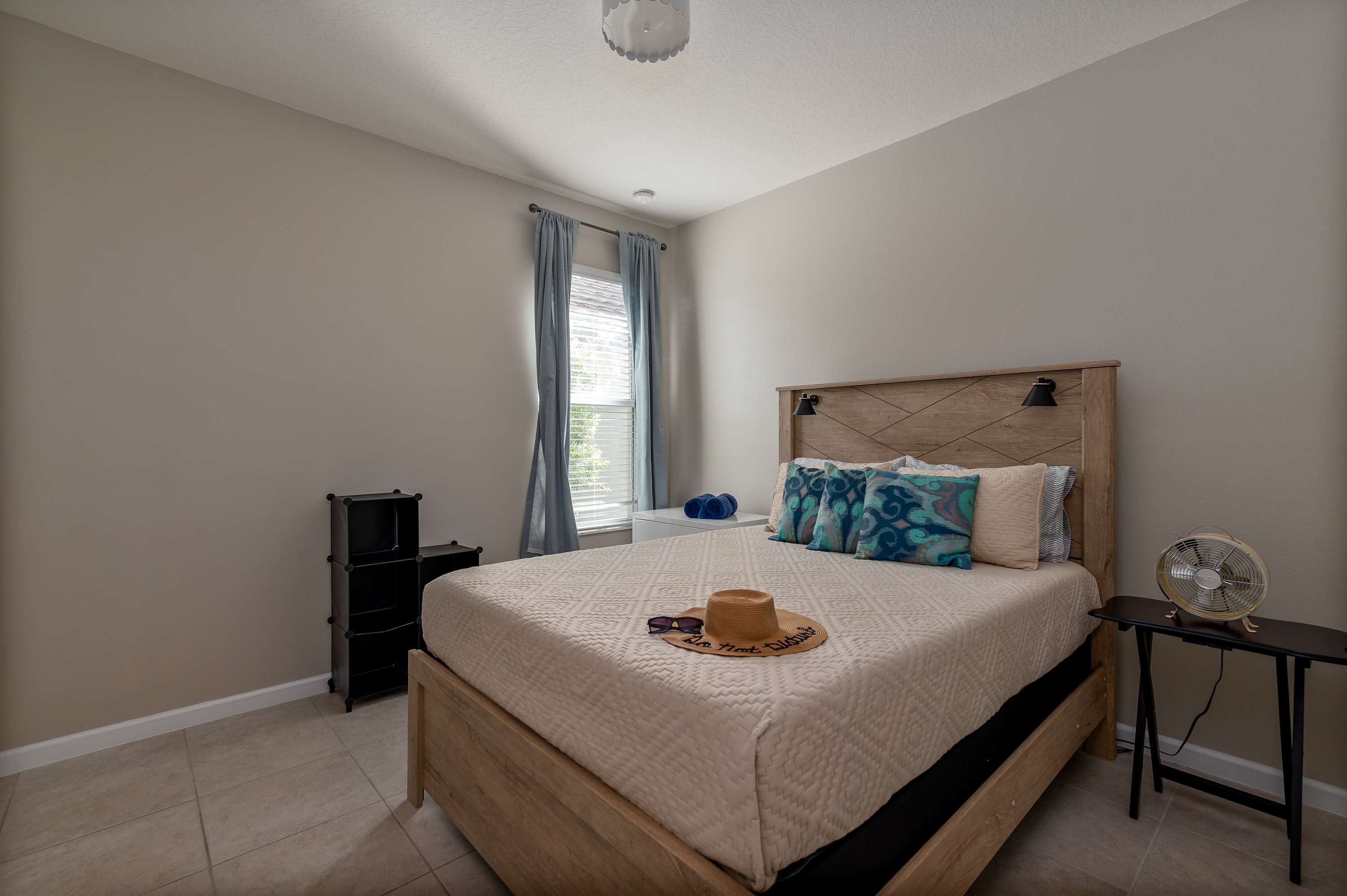 Heated Pool, Lazy River, Game Room 12 MI to Disney