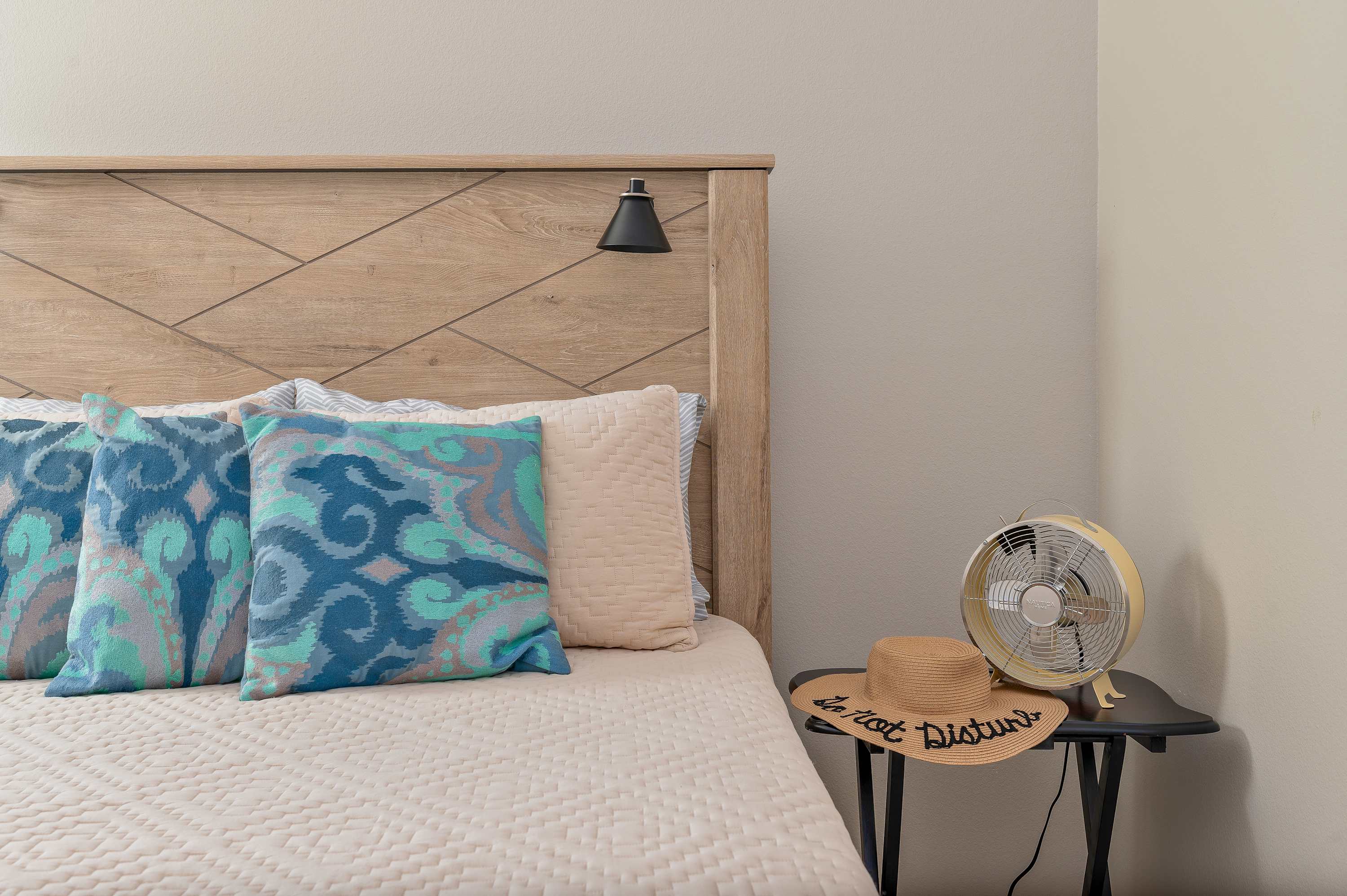 Heated Pool, Lazy River, Game Room 12 MI to Disney