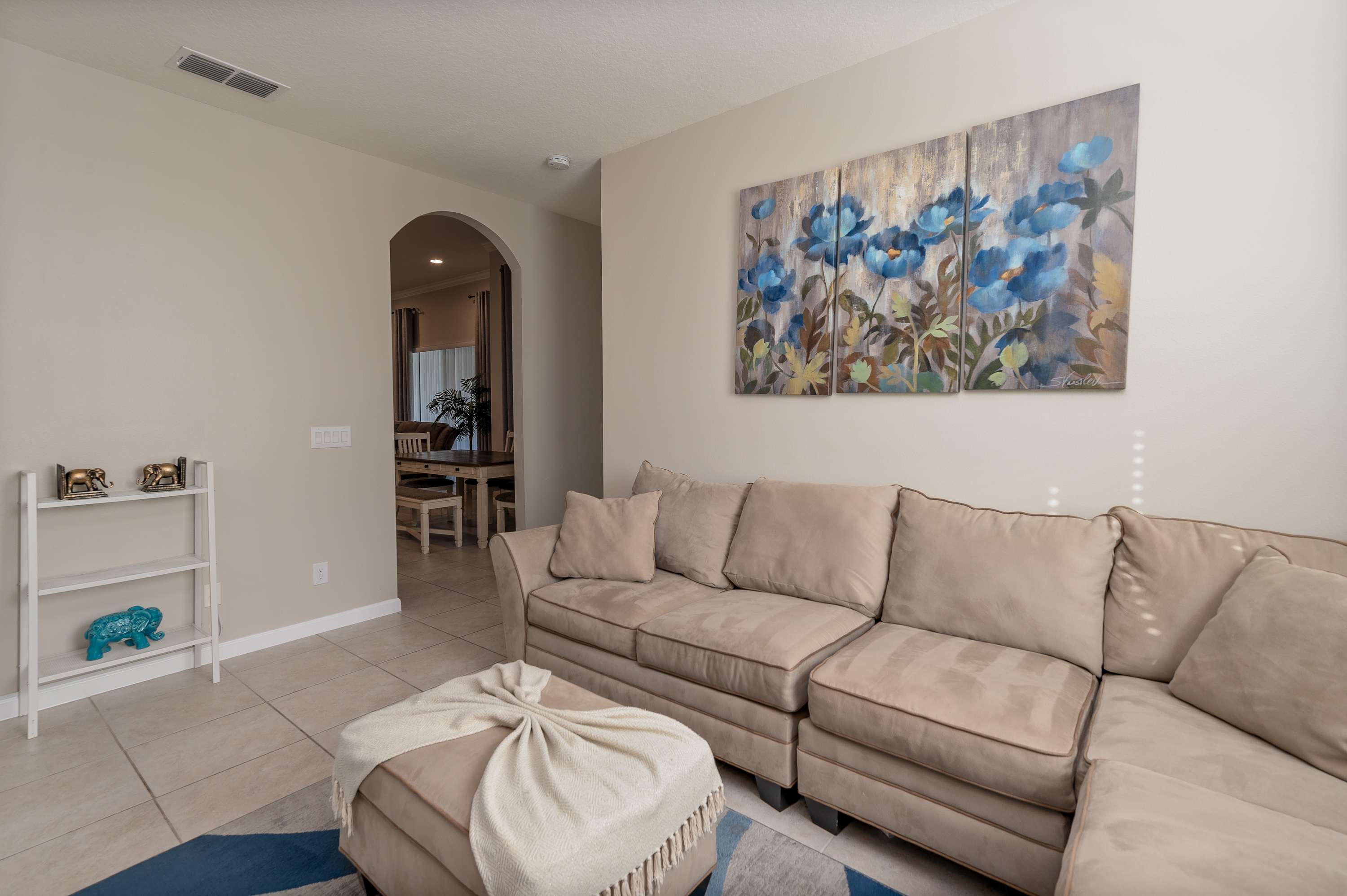 Heated Pool, Lazy River, Game Room 12 MI to Disney