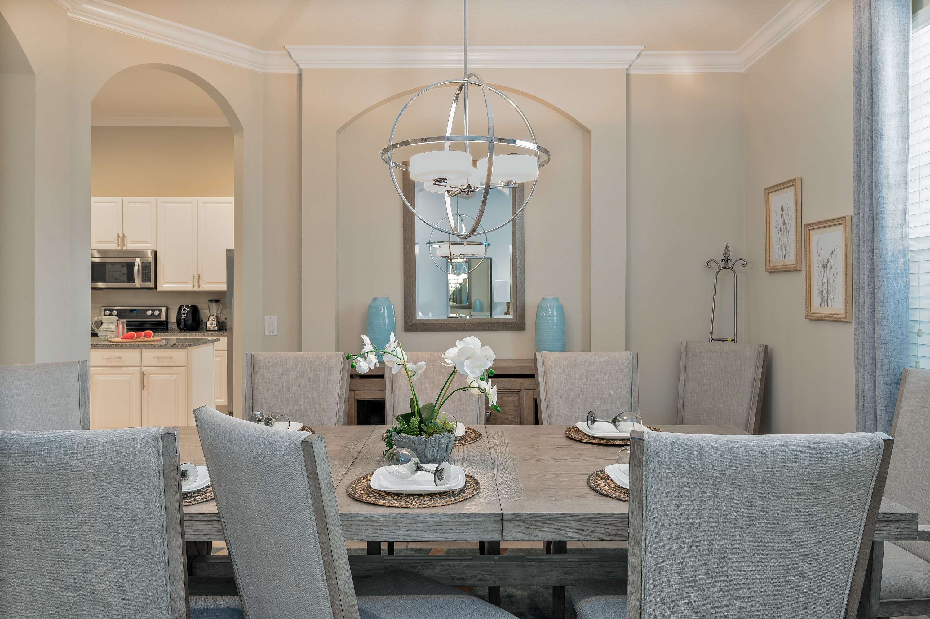 Heated Pool, Lazy River, Game Room 12 MI to Disney