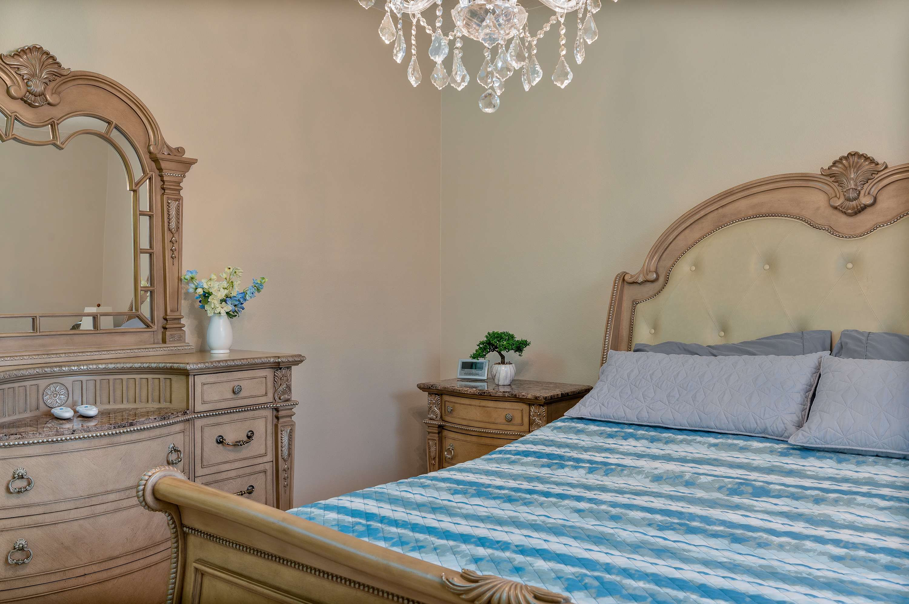 Heated Pool, Lazy River, Game Room 12 MI to Disney