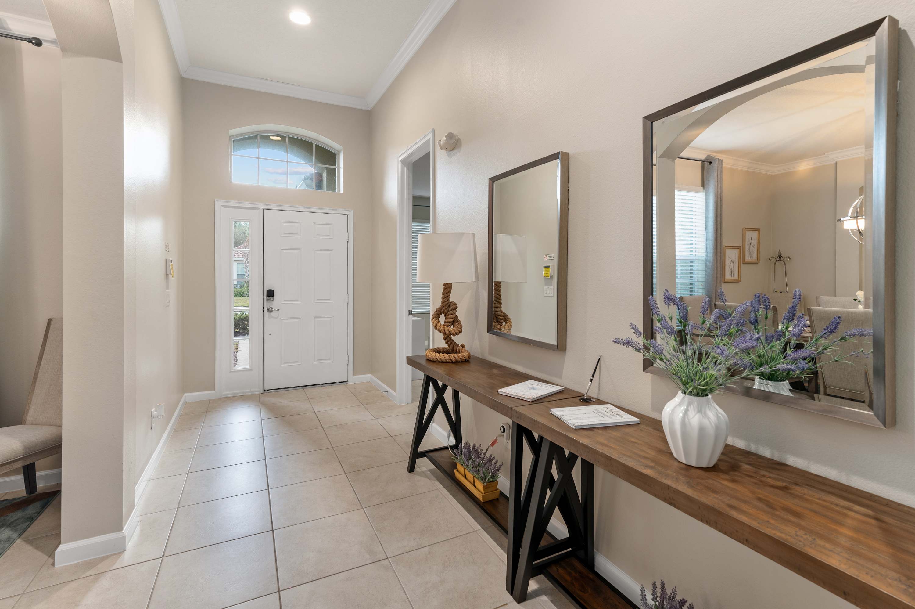 Heated Pool, Lazy River, Game Room 12 MI to Disney