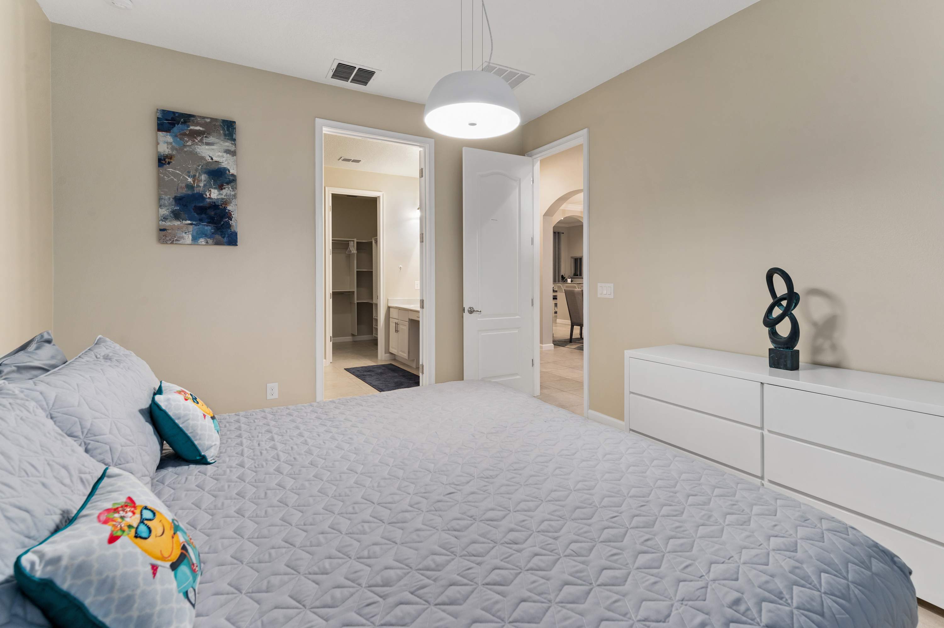 Heated Pool, Lazy River, Game Room 12 MI to Disney