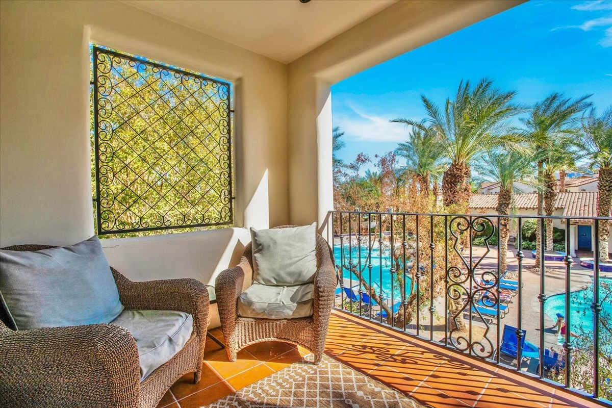 Legacy Villas Studio overlooking Main Pool #B - Photo 5