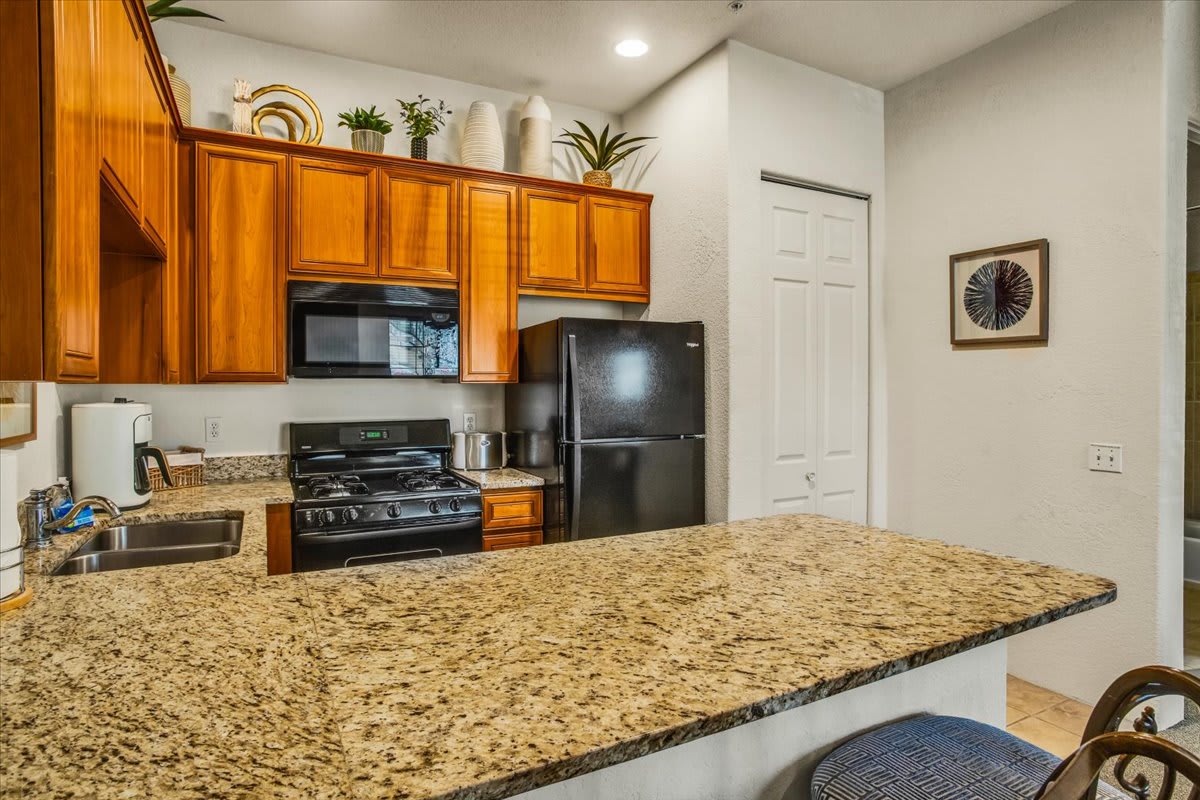 Refreshed 1BR Villa- Steps to Old Town La Quinta! - Photo 5