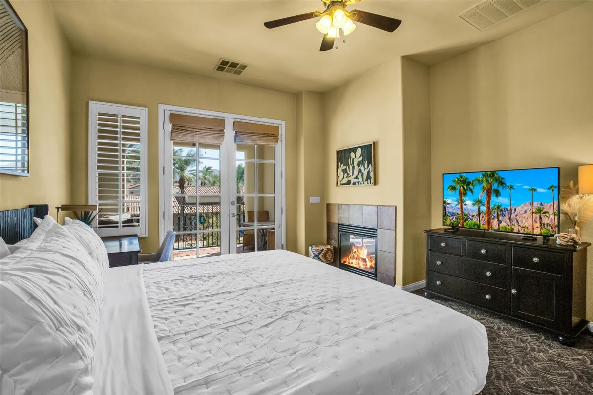 Legacy Villas Studio overlooking Main Pool #B - Photo 3