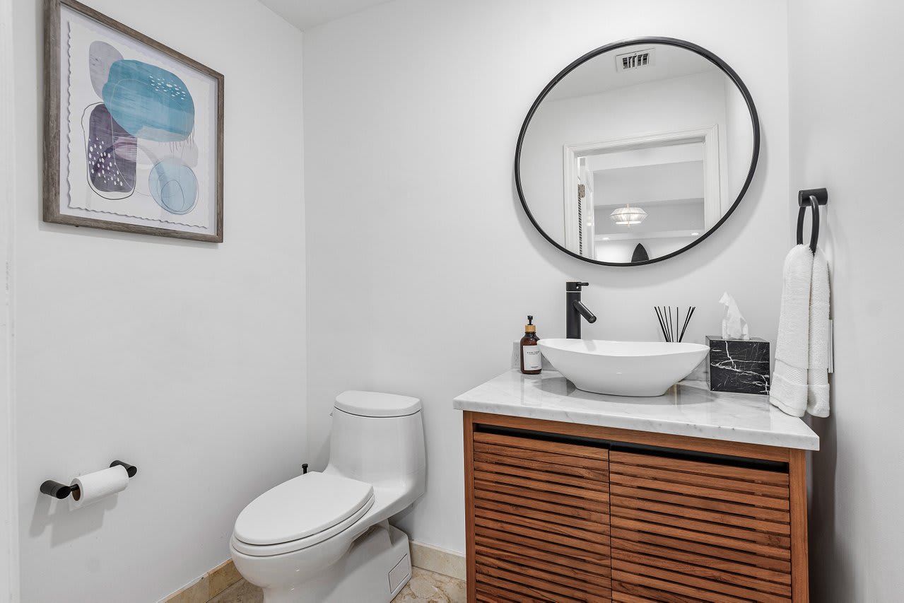 A refreshing blend of coastal charm and modern elegance.