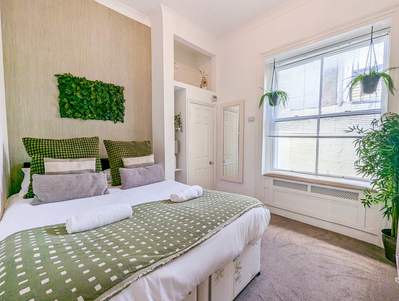 Marine Parade |Sea View| by Brighton Holiday Lets - Brighton Holiday Home - Image 5