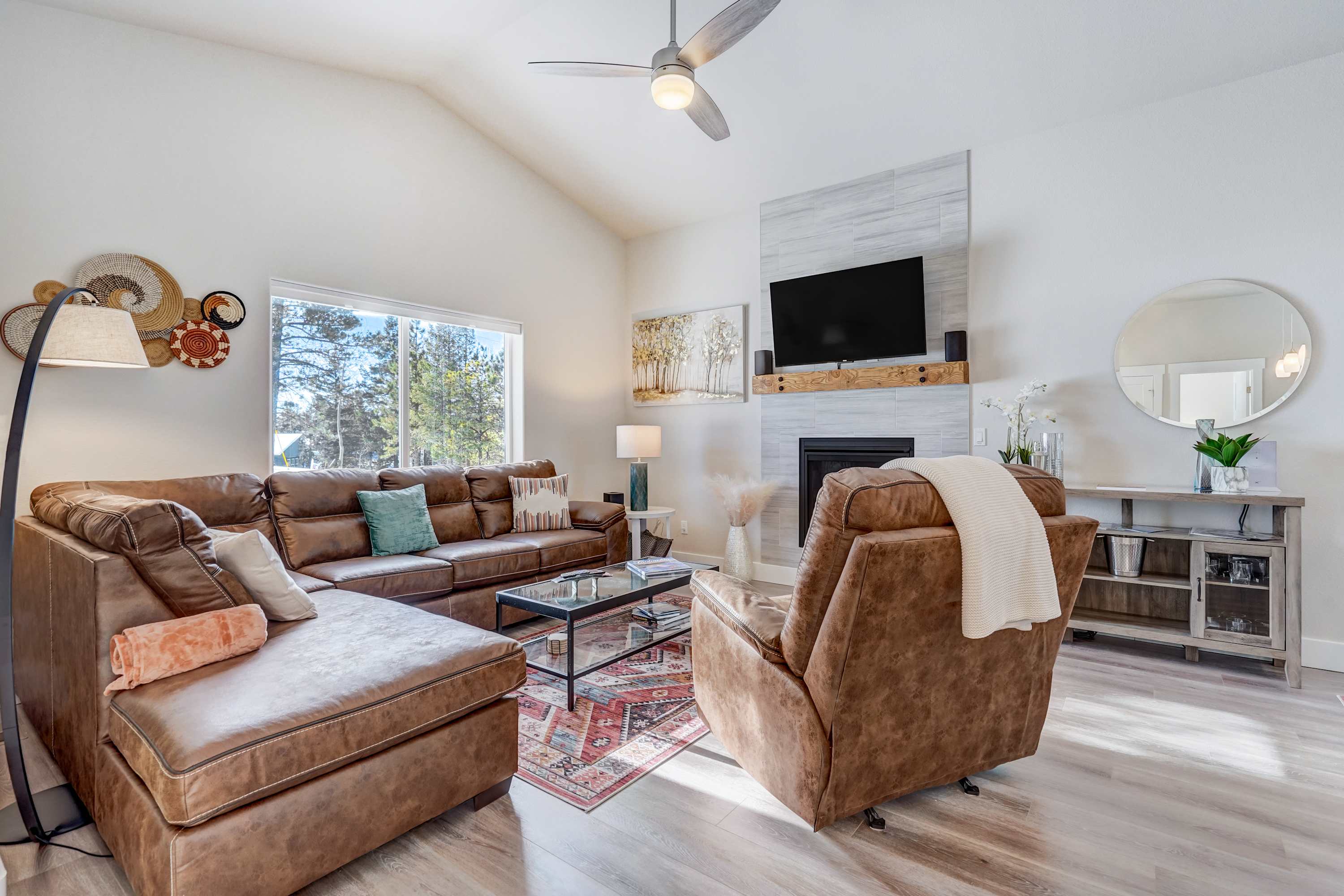 Mountain Oasis! Hot Tub Private Lux Resort Nature — Florissant, CO — vacation rental