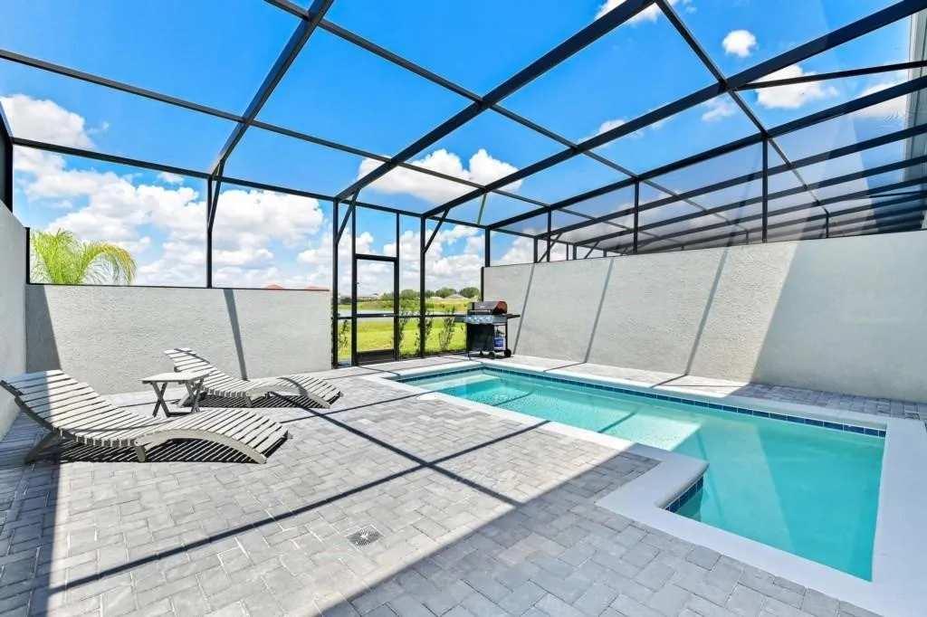 Lazy River, Heated Pool, Themed BR & Grill!