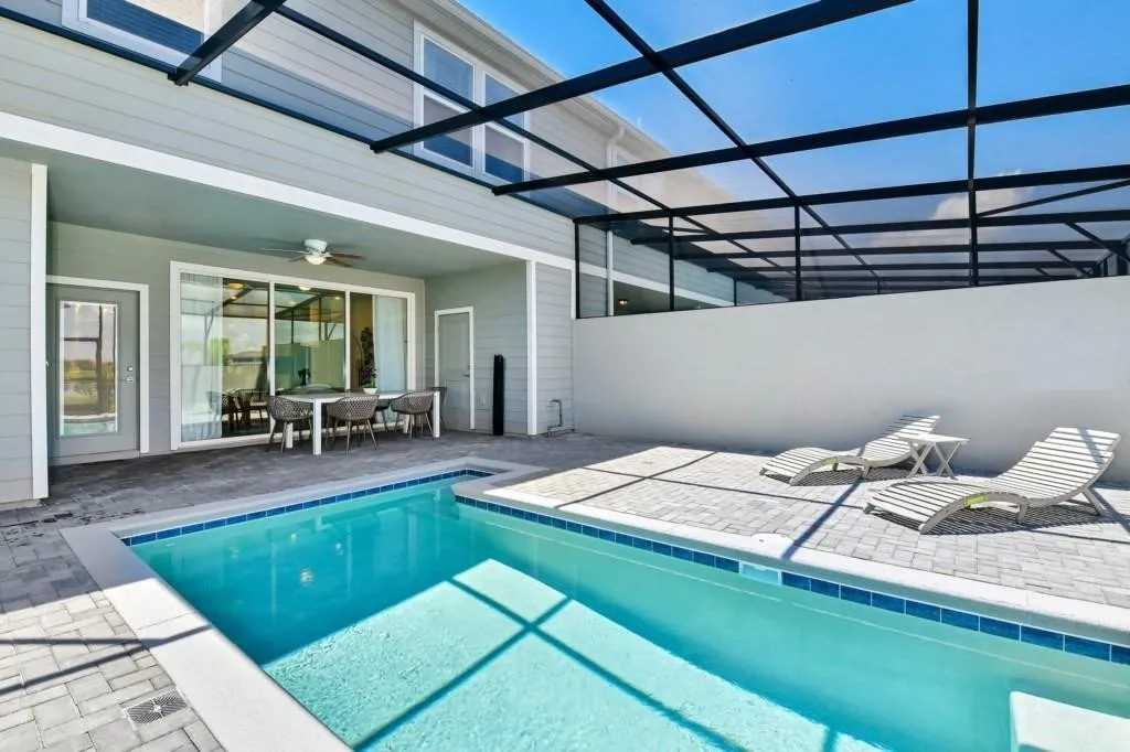 Lazy River, Heated Pool, Themed BR & Grill!