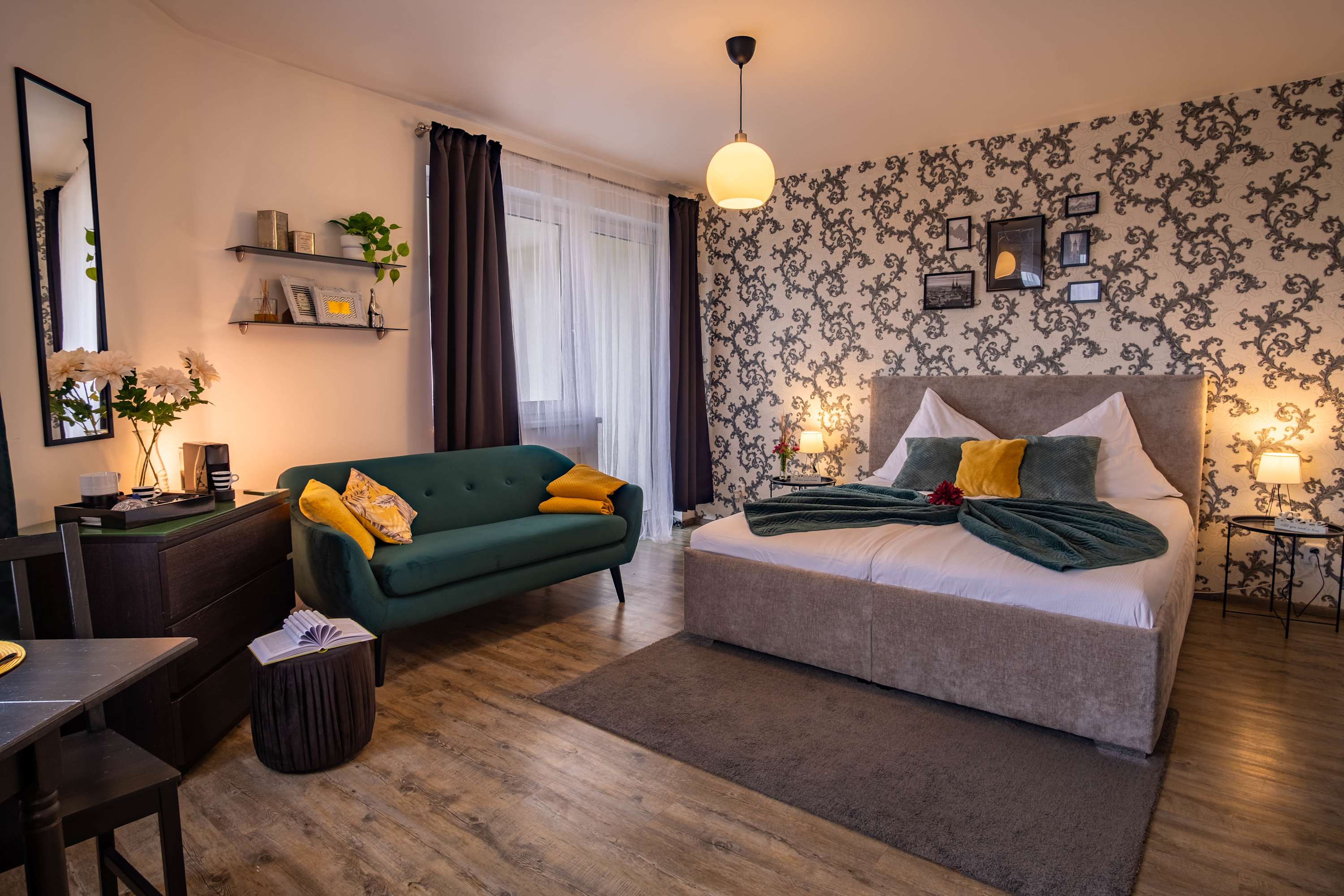 The Black & Green Retreat - Foto 2