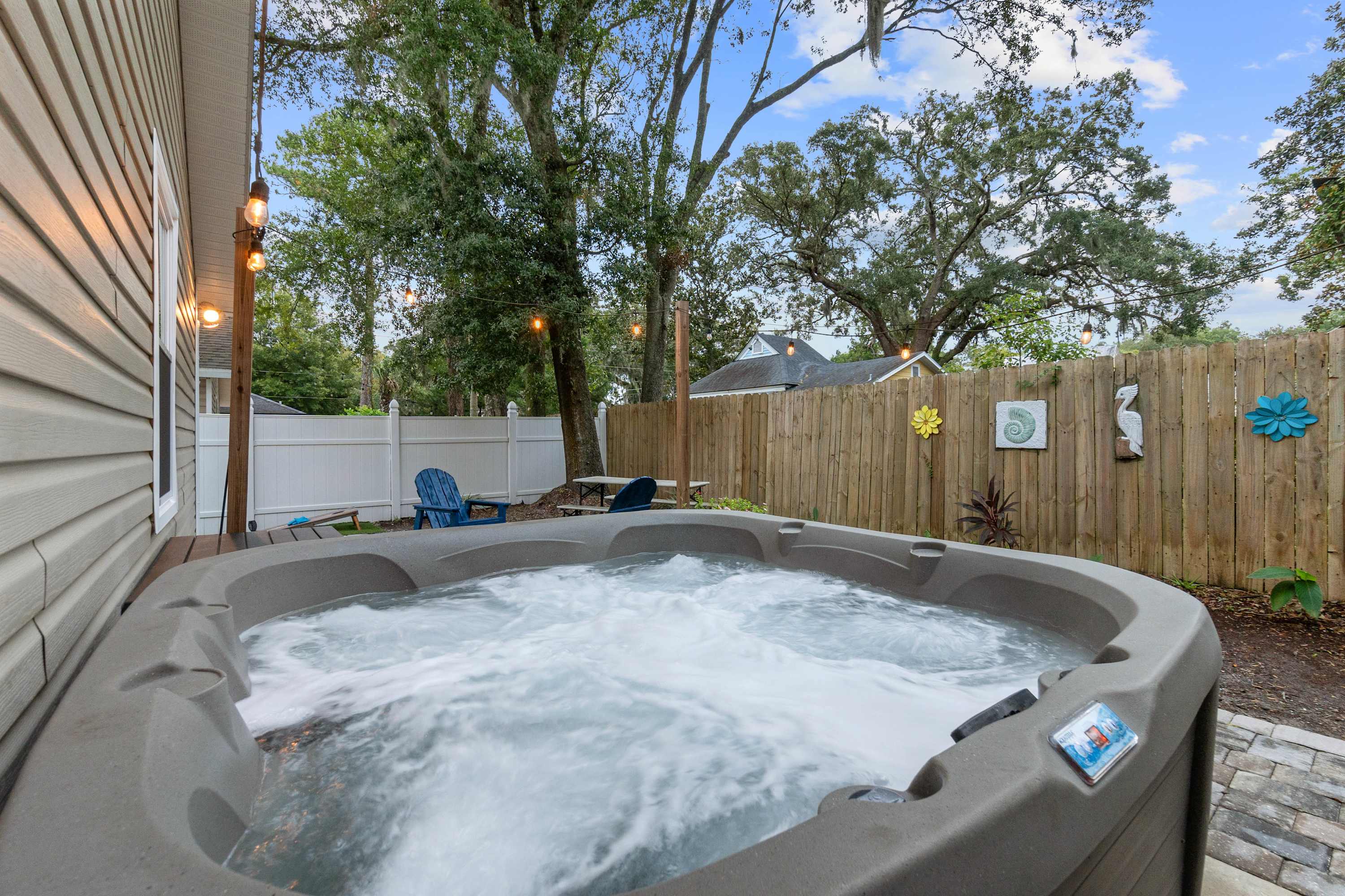 Peaceful Pearl l Hot Tub l Firepit l Dog Friendly — St. Augustine, FL — vacation rental