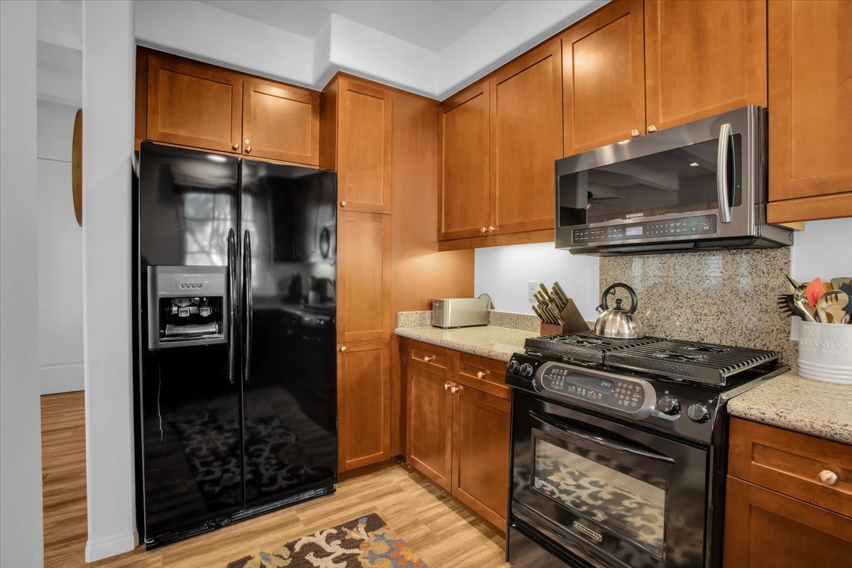 Lux Ground Floor Villa in heart of La Quinta #A - Photo 3