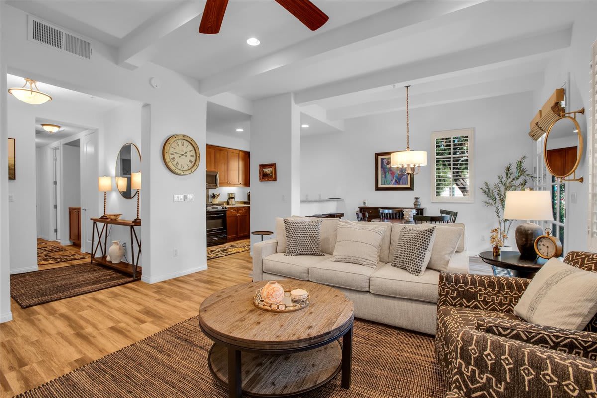 Lux Ground Floor Villa in heart of La Quinta #A - Photo 5