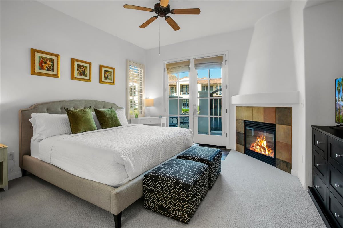 Lux Ground Floor Studio in heart of La Quinta #C