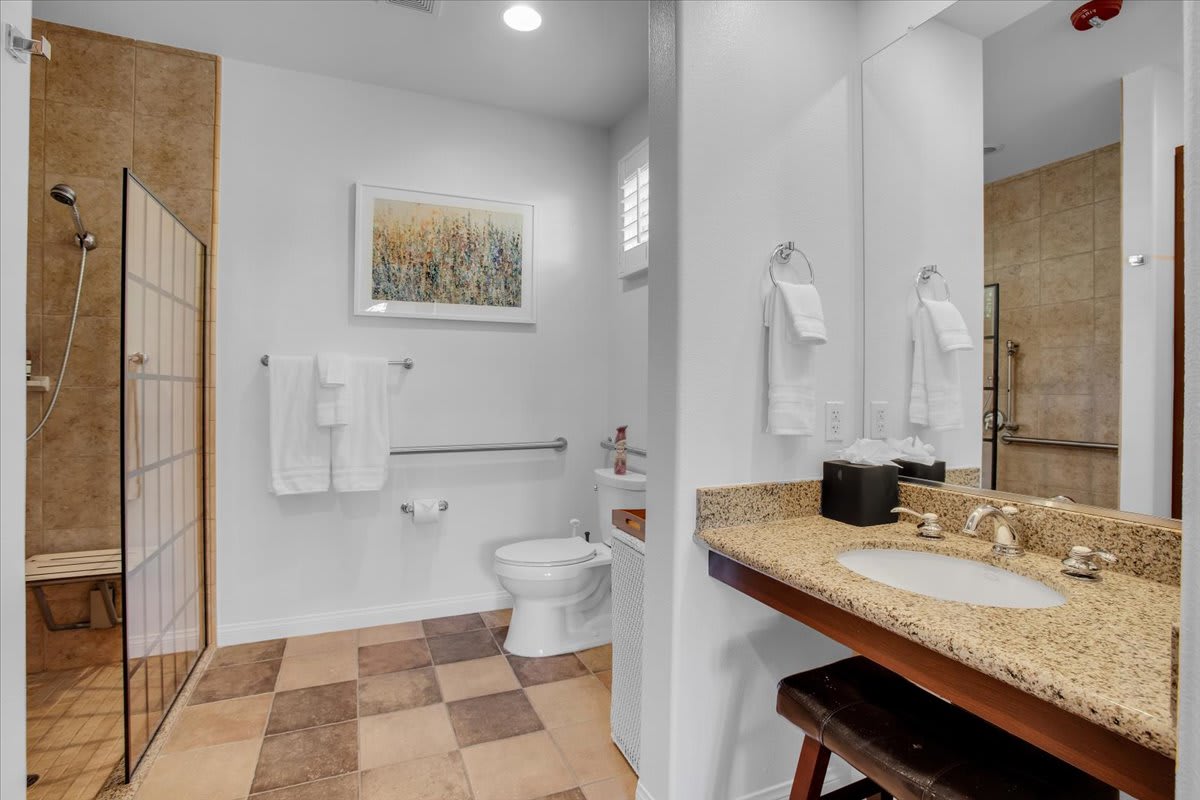 Lux Ground Floor Studio in heart of La Quinta #C - Photo 5