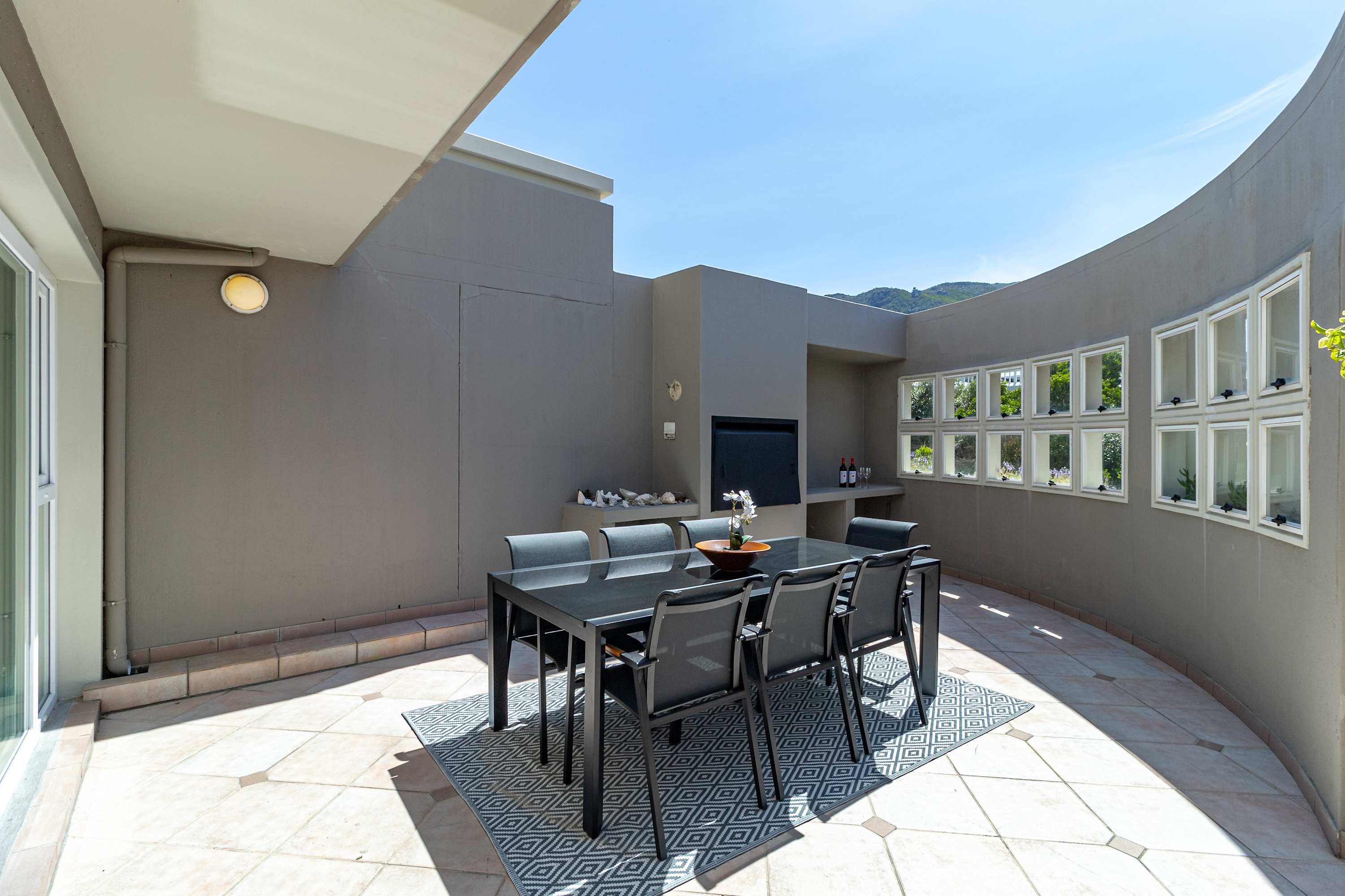 Beachfront Villa, Beach Club, HoutBay, Cape Town, South Africa  - Picture 41