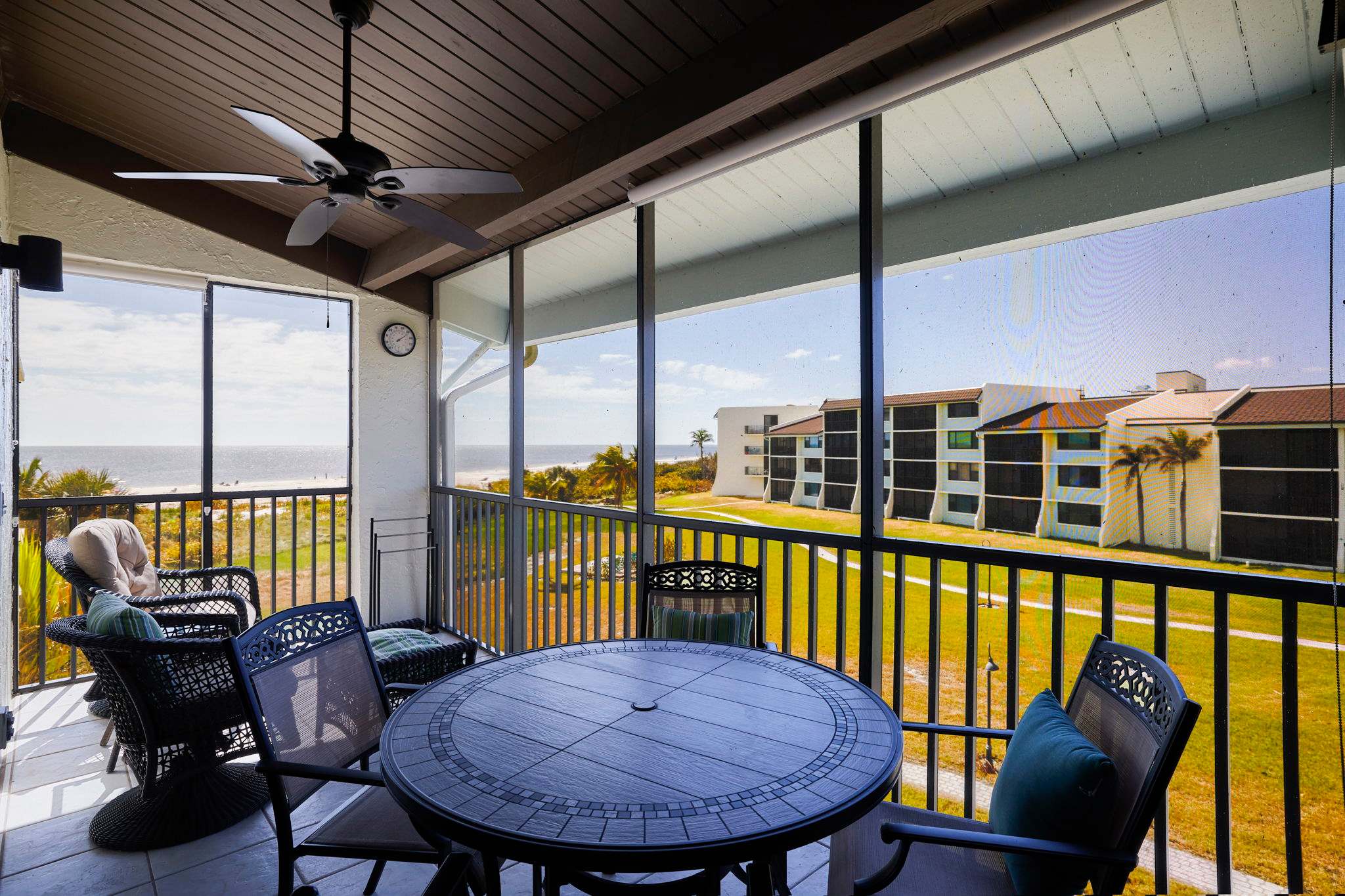 Beachfront Condo at Loggerhead Cay with Vaulted Ceilings - Foto 1