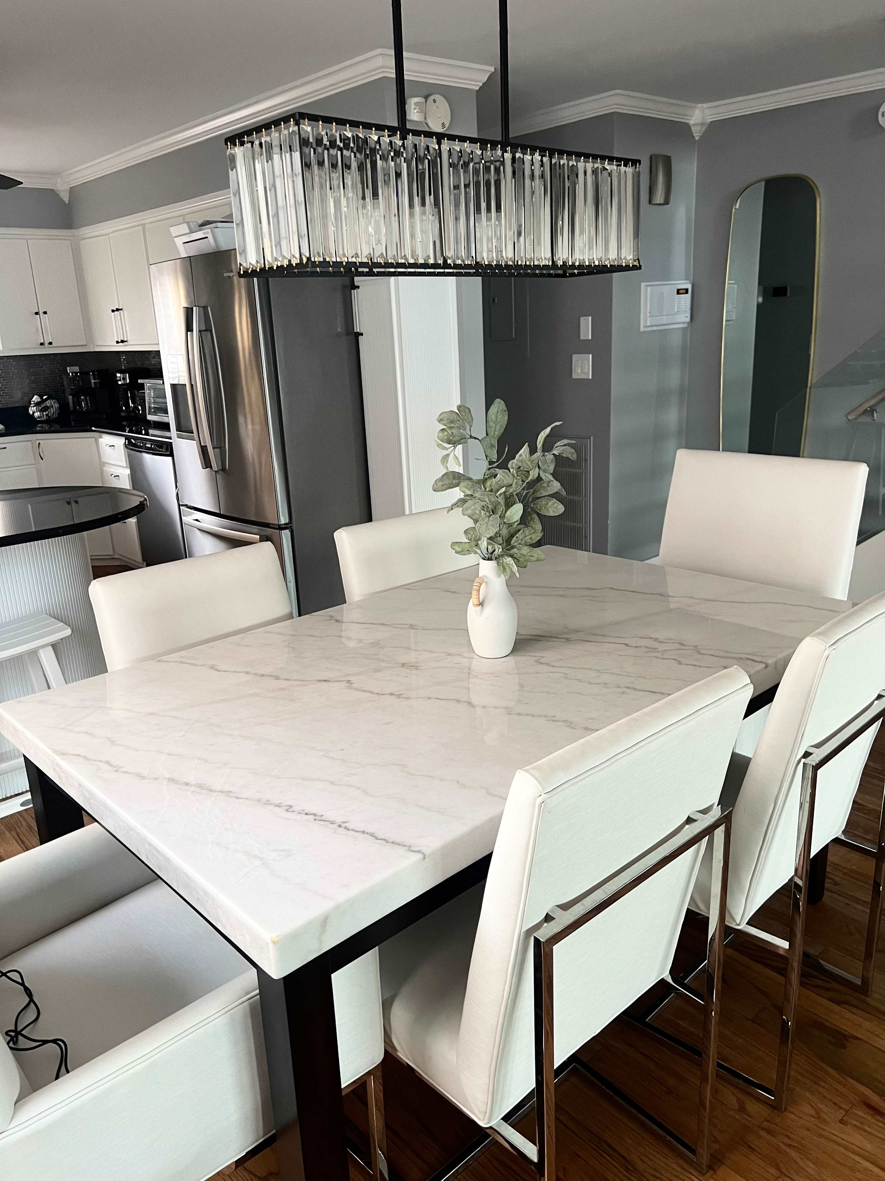 Modern 4bdr Oceanfront home