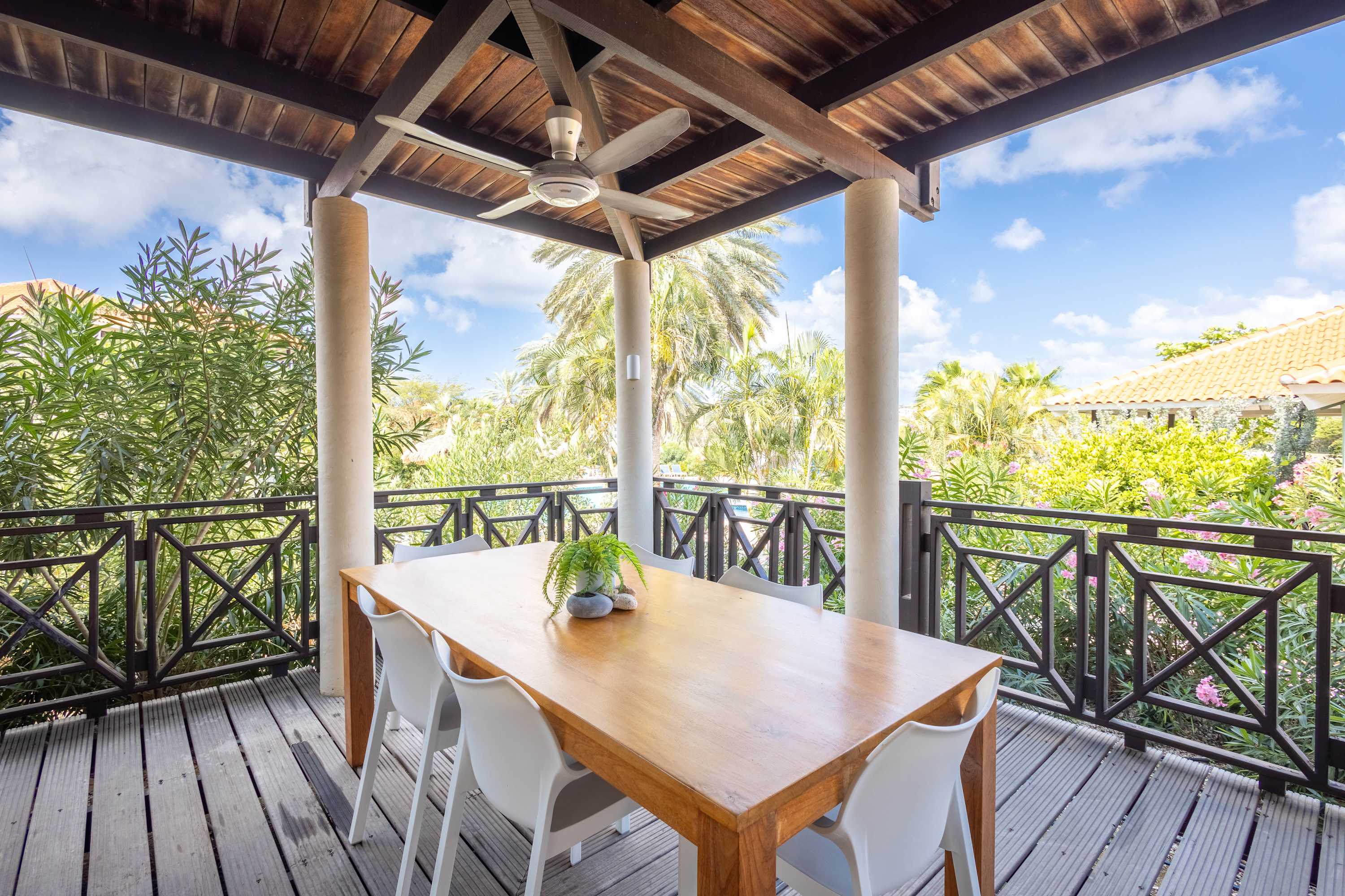 Family-Friendly Tropical Retreat at Blue Bay 5