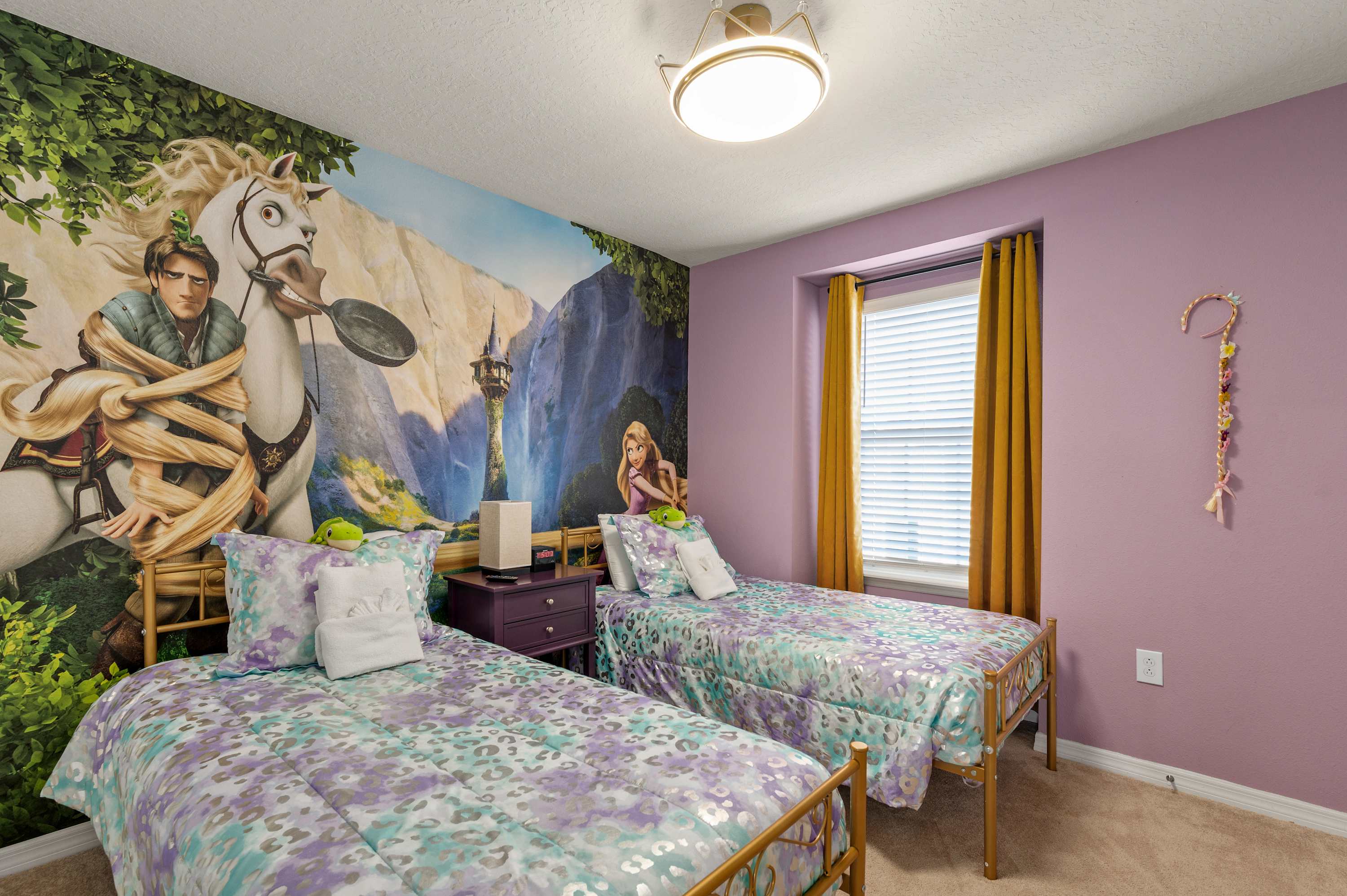 Lazy River, Heated Pool, Themed BR & Grill!