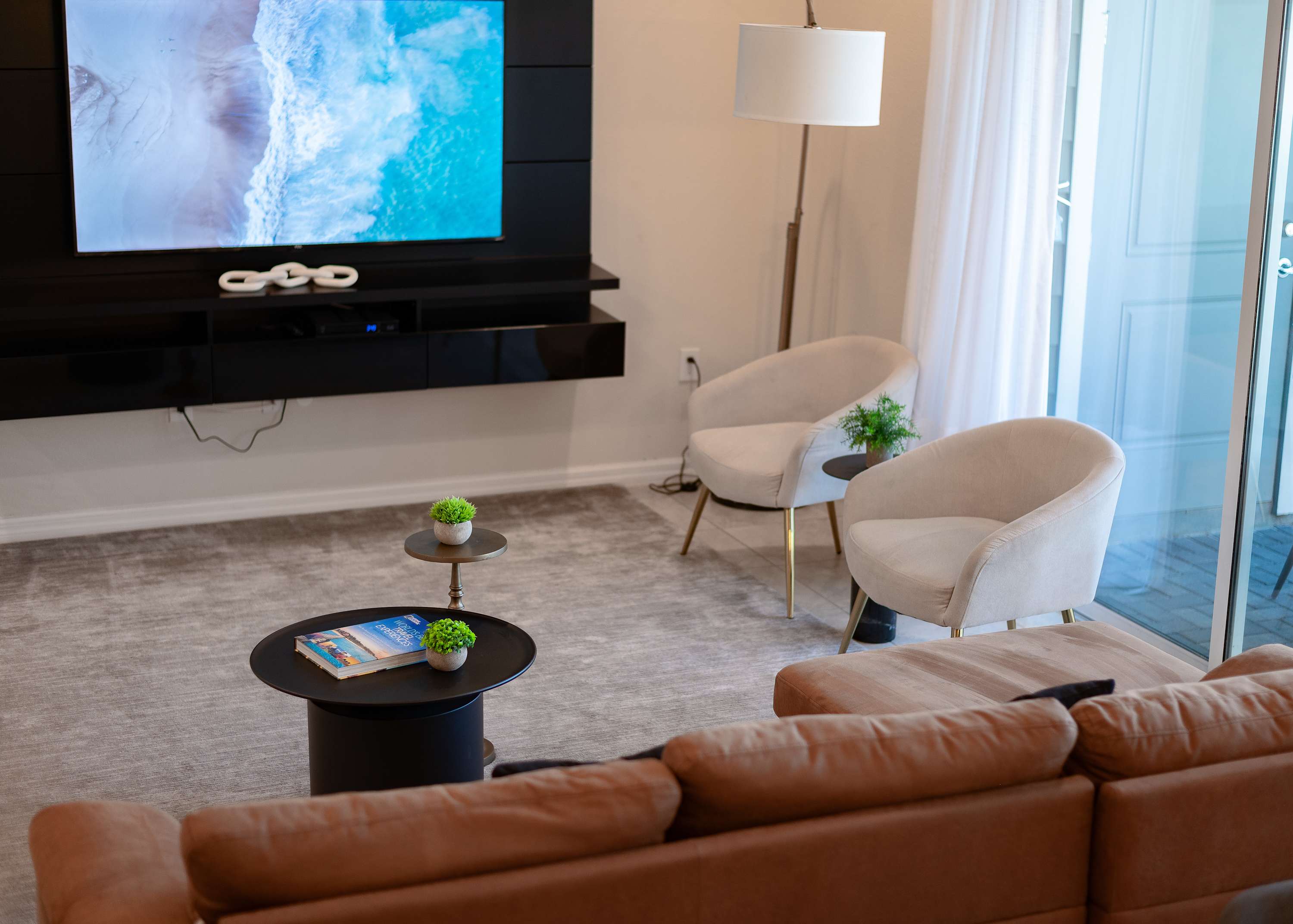 Lazy River, Heated Pool, Themed BR & Grill!